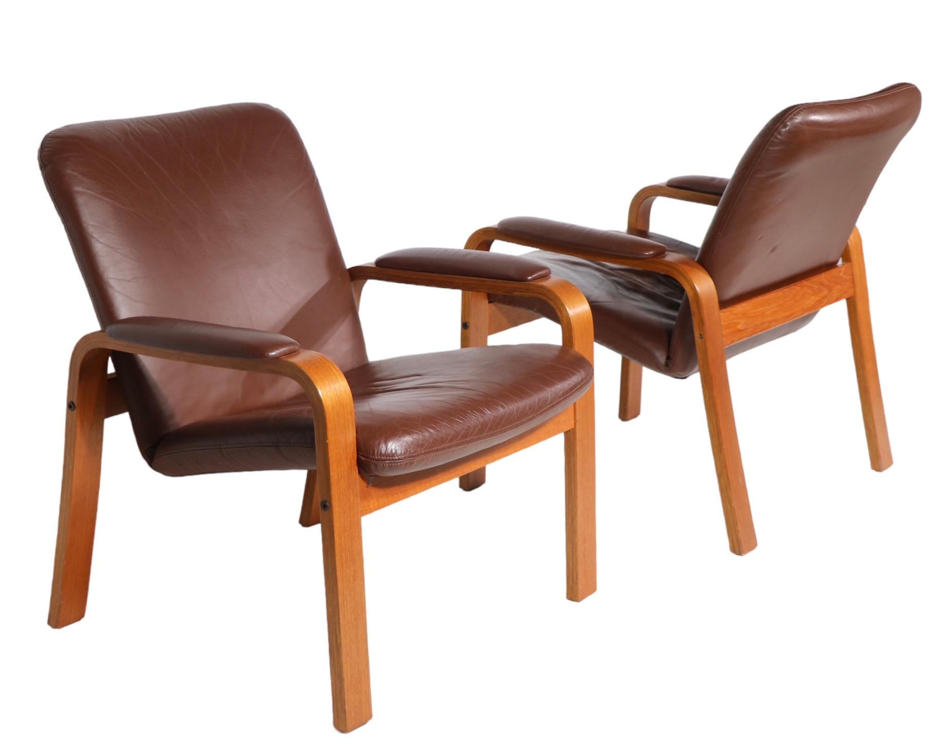 Pr. Scandinavian Mid Century Modern Lounge Arm Chairs Made in Norway by Ekorness For Sale 3