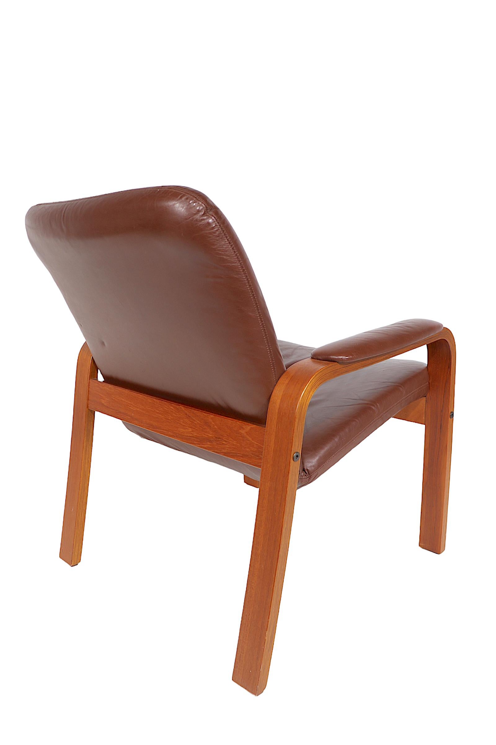 Pr. Scandinavian Mid Century Modern Lounge Arm Chairs Made in Norway by Ekorness For Sale 9