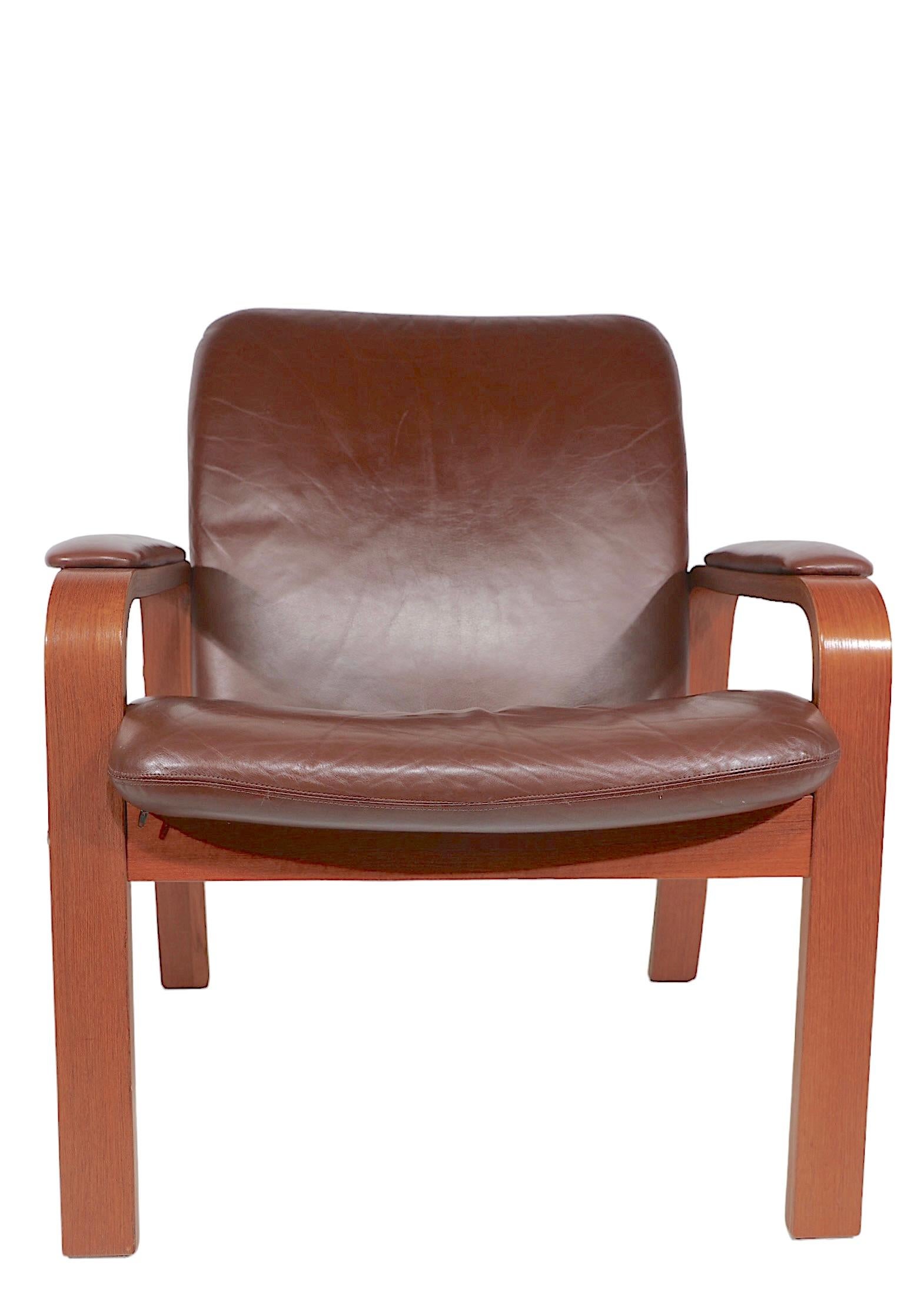 Pr. Scandinavian Mid Century Modern Lounge Arm Chairs Made in Norway by Ekorness For Sale 12