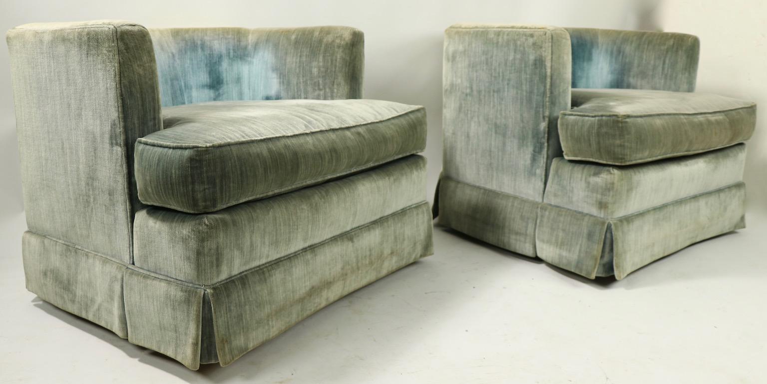 Pair of Schoonbeck Henredon Swivel Chairs 6