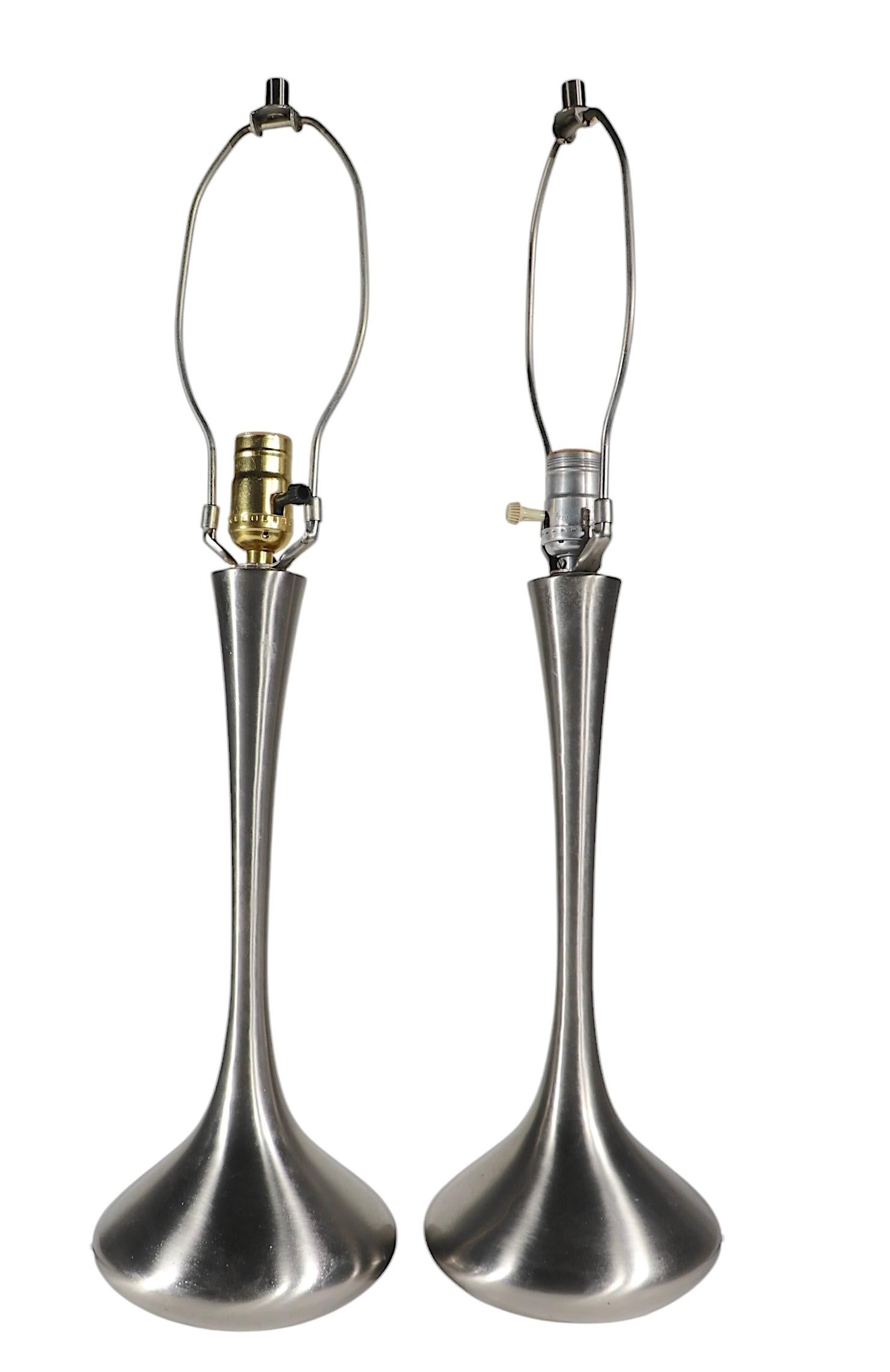 Pr. A Space Age Bill Curry für Laurel Table  Lampen in Original-Silberausführung H-929 (amerikanisch) im Angebot