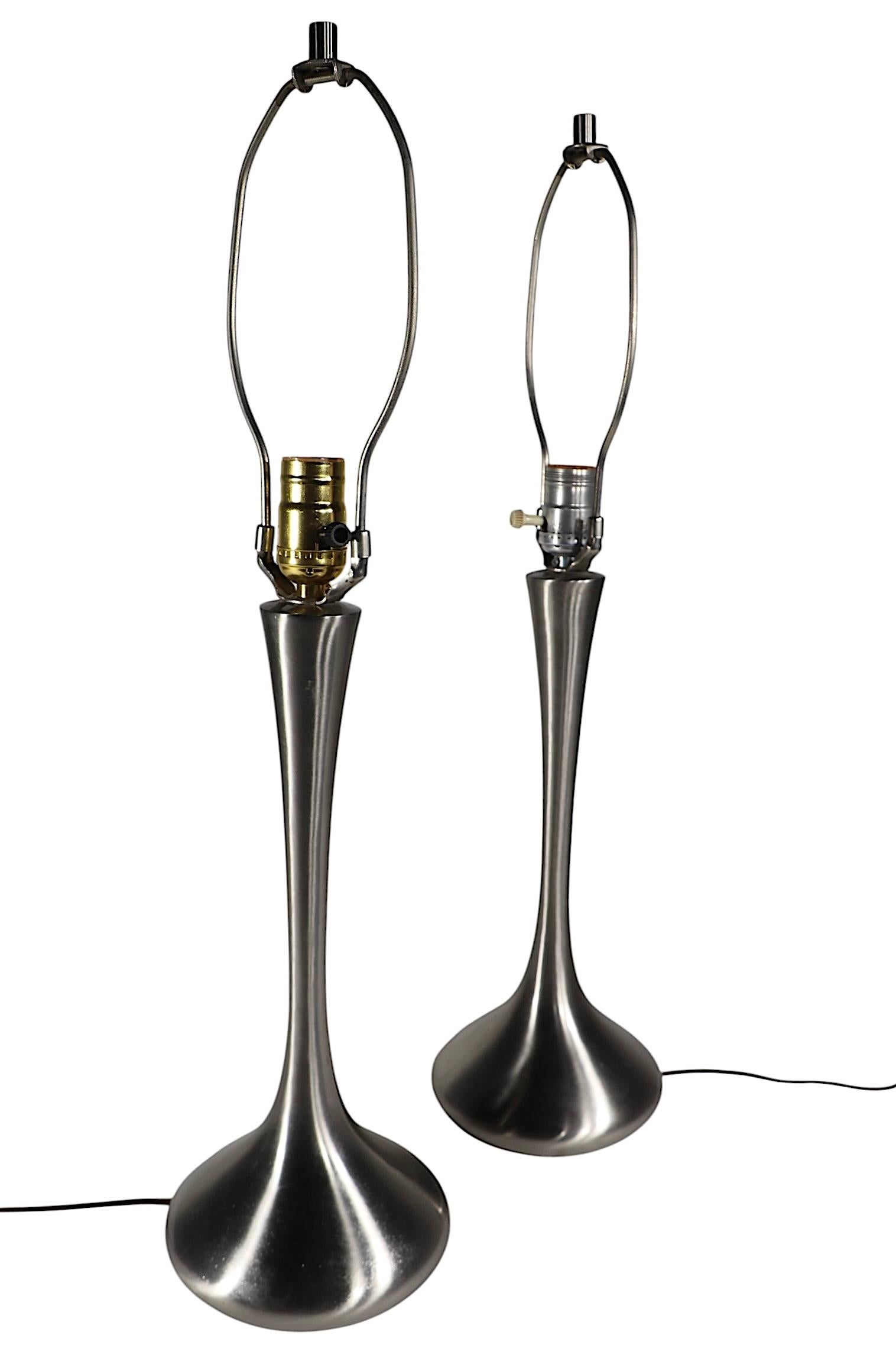 Pr. A Space Age Bill Curry für Laurel Table  Lampen in Original-Silberausführung H-929 im Angebot 2