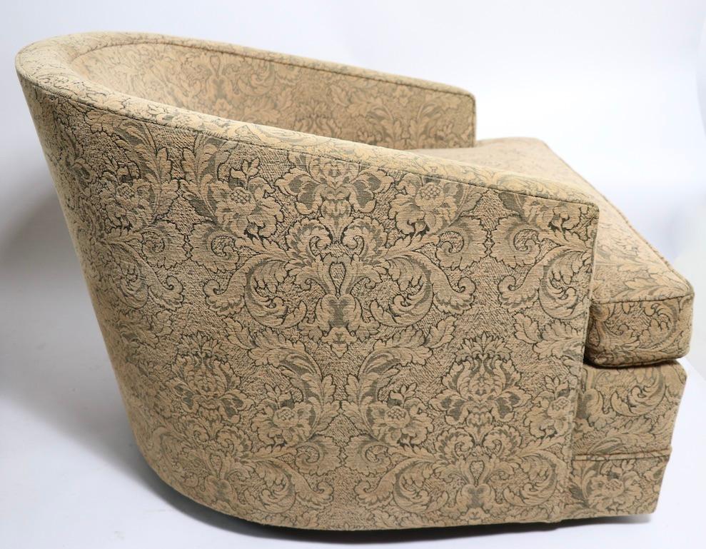 Pair of Swivel Tub Chairs in Chenille Damask 3