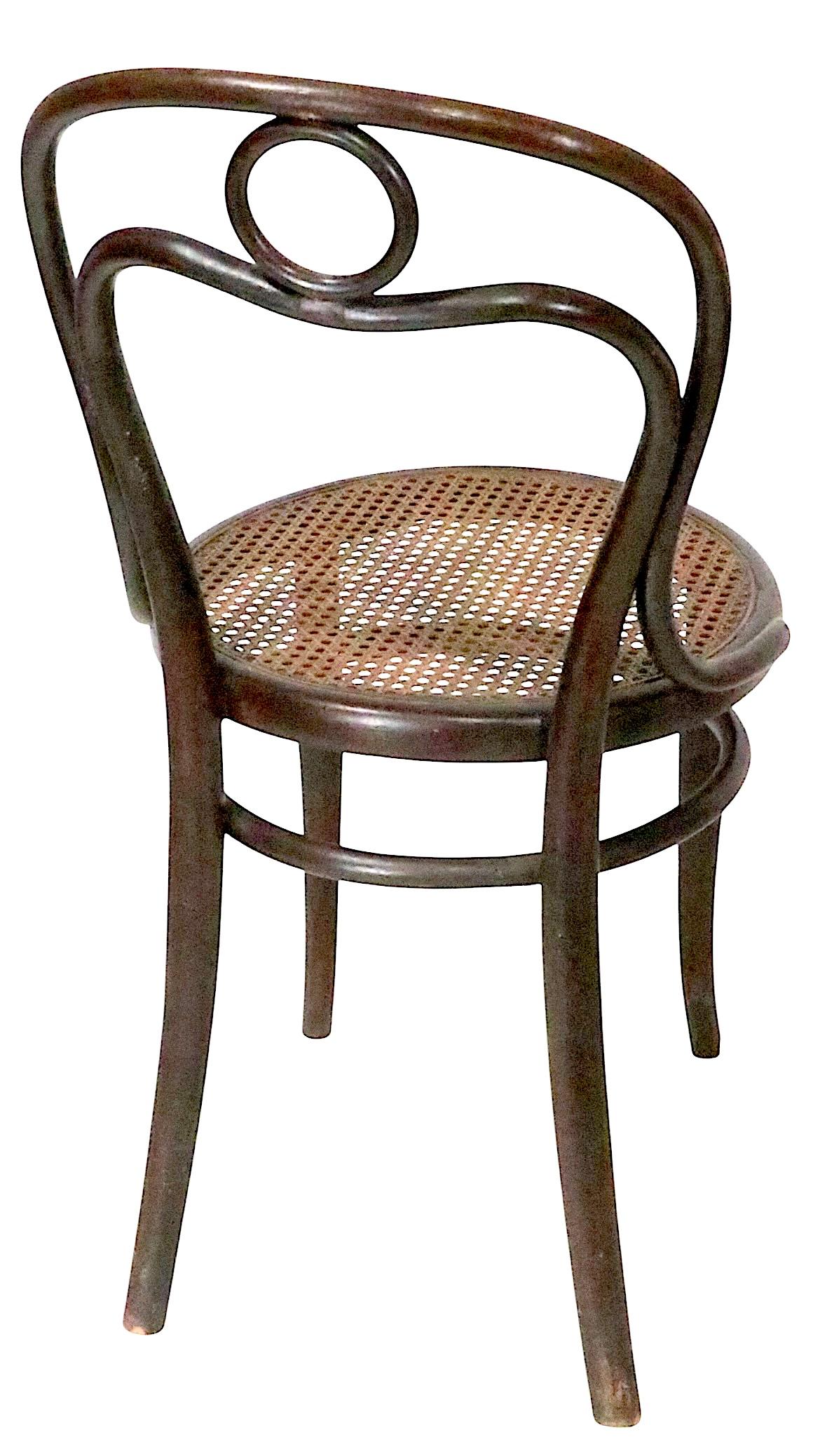Pr.  Vienna Secessionist Bentwood Thonet Cafe Bistro Dining Chairs Model 31 im Angebot 5