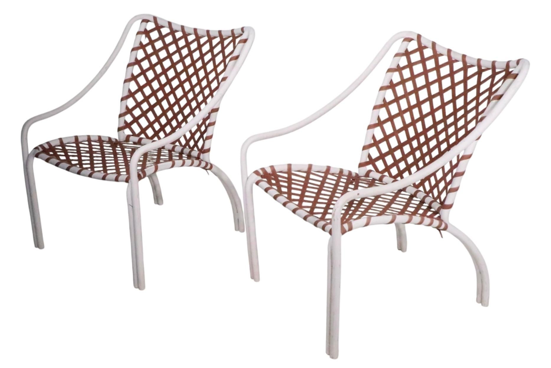 Mid-Century Modern Pr. Vintage Brown Jordan Tamiami Lounge Chairs Designed by Hal Brady c. 1960's For Sale