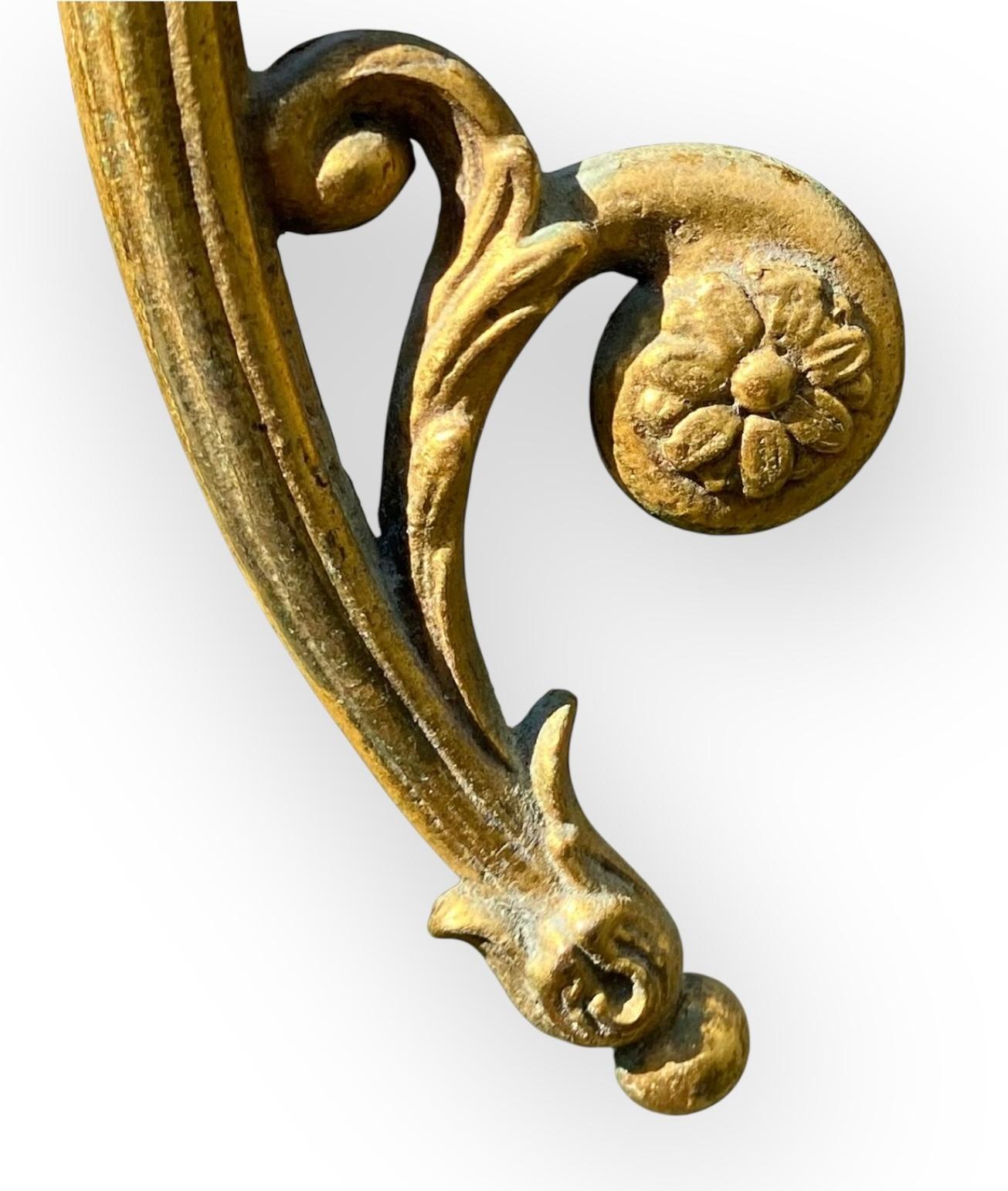 Pr Candelabros de Bronce Dorado Estilo Napoleón III Franceses Vintage Hechos a Mano en venta 7