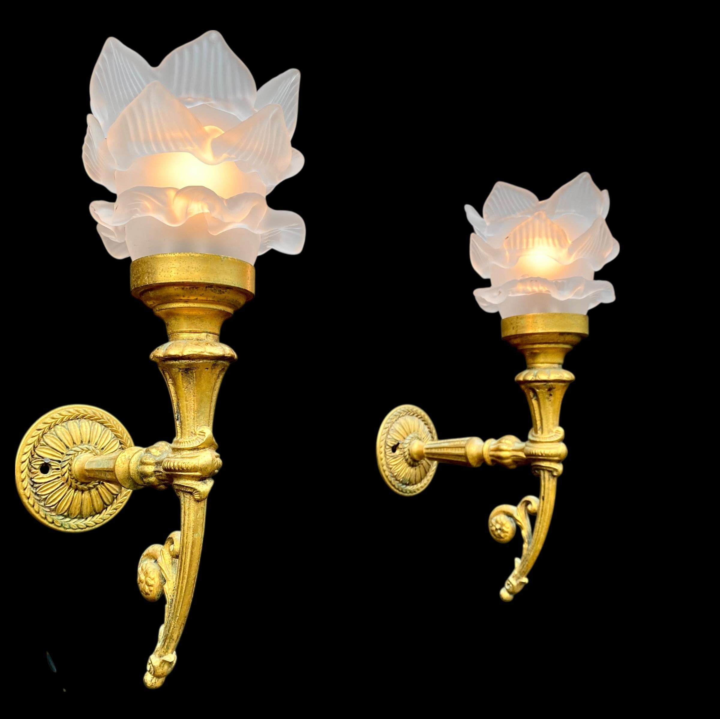 Pr Candelabros de Bronce Dorado Estilo Napoleón III Franceses Vintage Hechos a Mano en venta 11