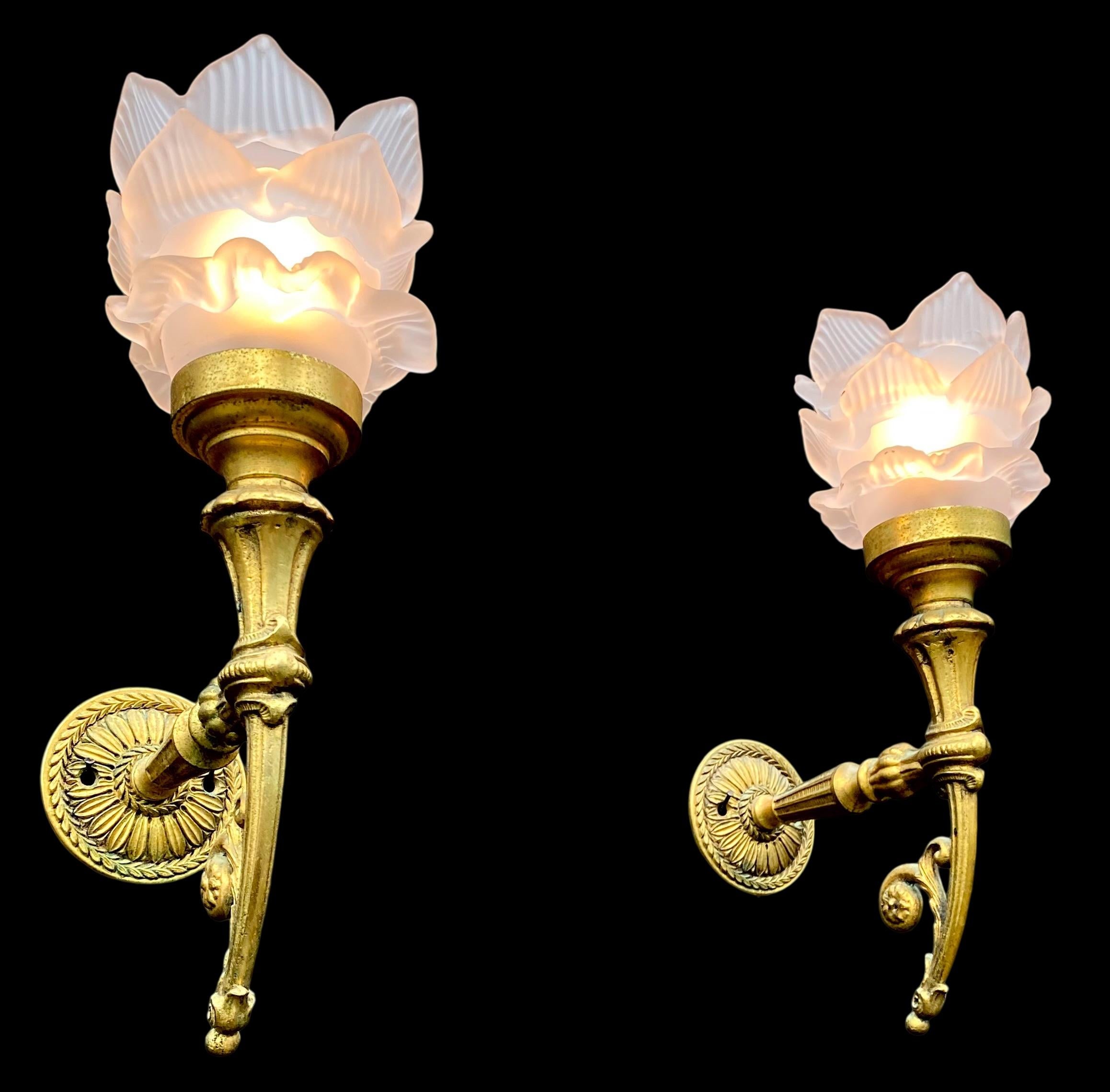 Pr Candelabros de Bronce Dorado Estilo Napoleón III Franceses Vintage Hechos a Mano en venta 13