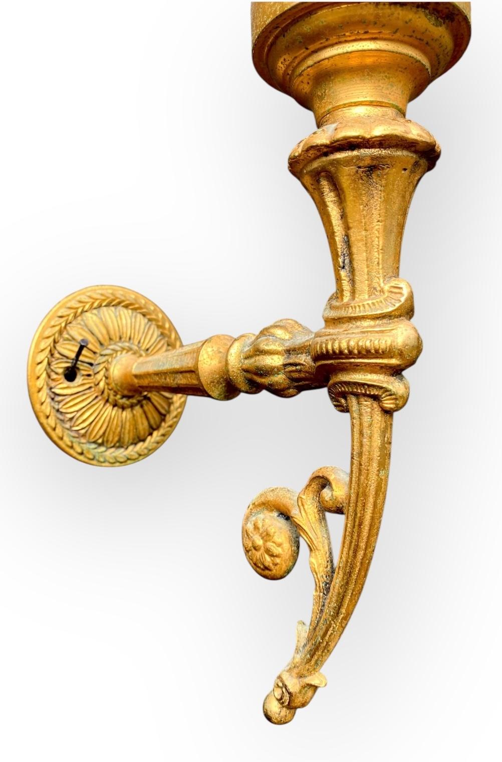 Pr Candelabros de Bronce Dorado Estilo Napoleón III Franceses Vintage Hechos a Mano Francés en venta