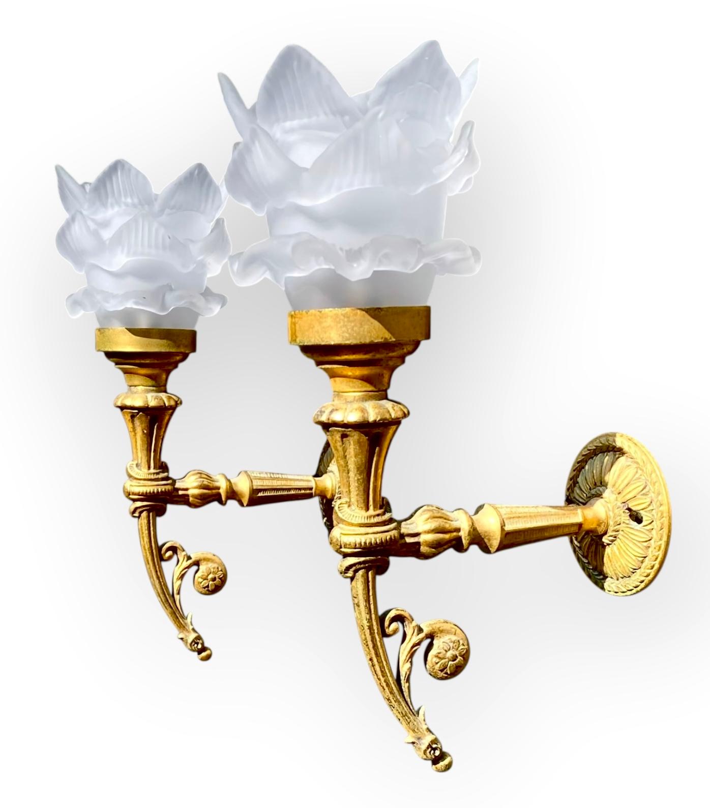 Pr Candelabros de Bronce Dorado Estilo Napoleón III Franceses Vintage Hechos a Mano principios del siglo XX en venta