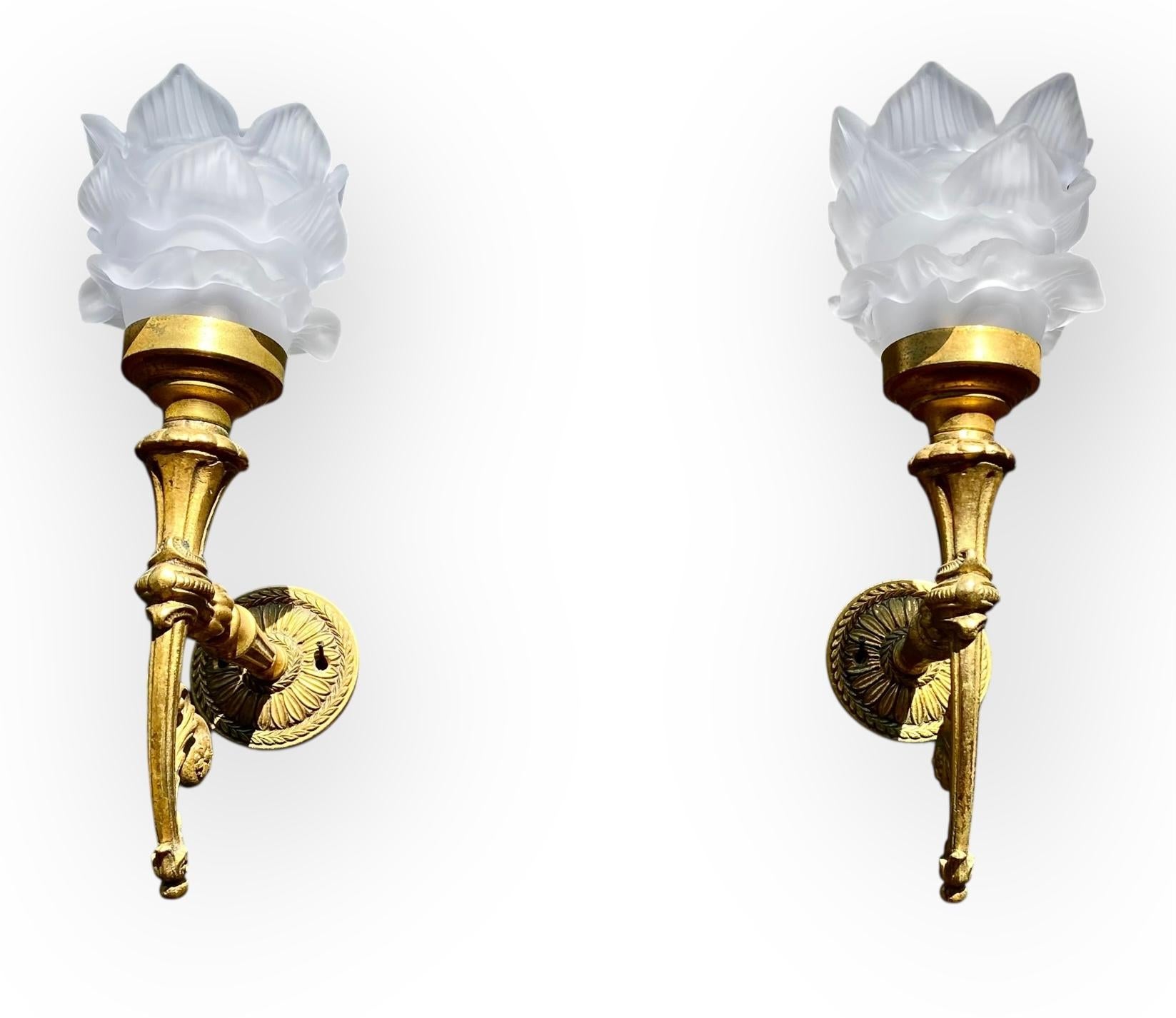 Pr Candelabros de Bronce Dorado Estilo Napoleón III Franceses Vintage Hechos a Mano en venta 2