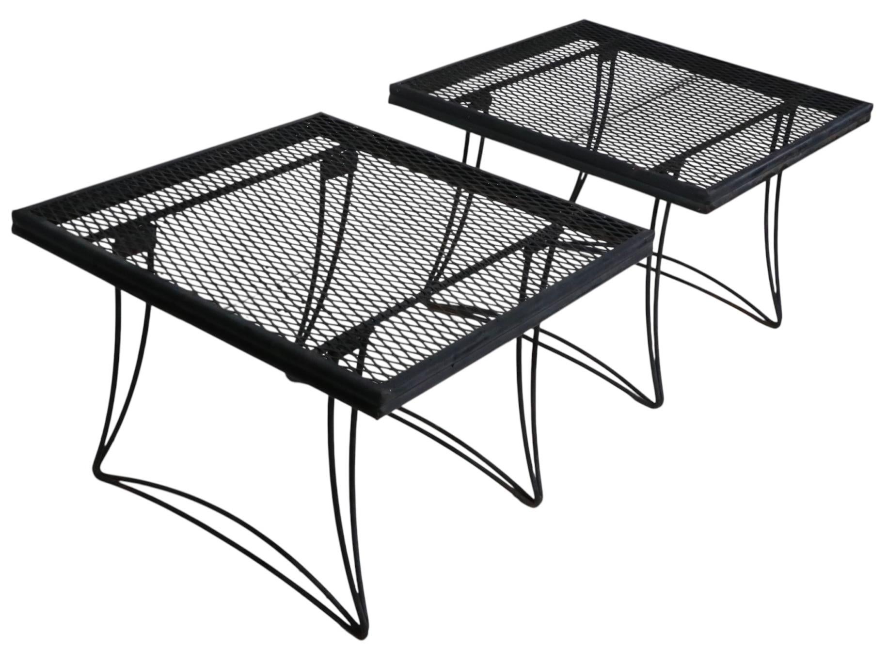 Pr Vintage Homecrest Bottemilller Garden Patio Poolside Tables In Good Condition For Sale In New York, NY