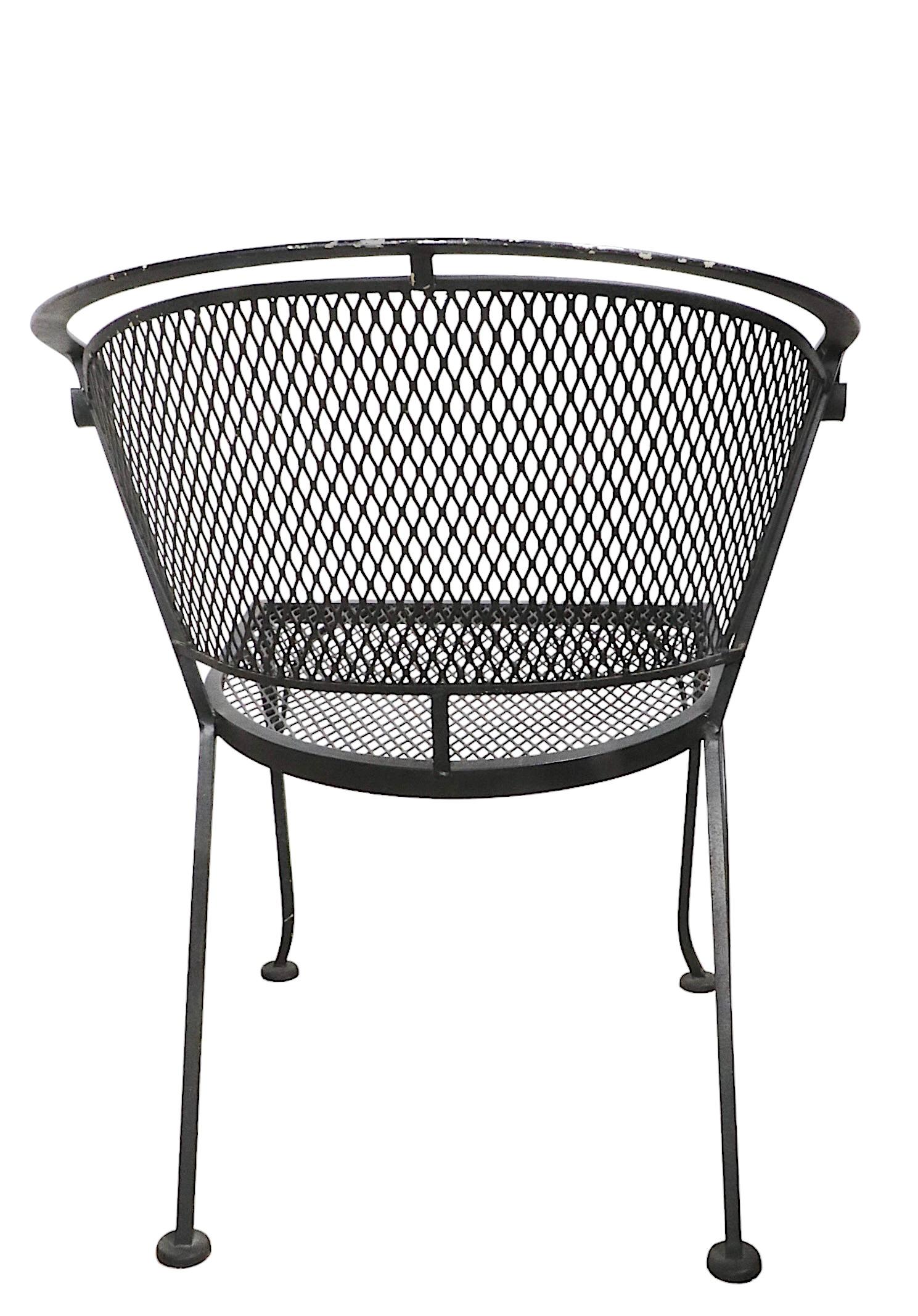 Pr Vintage Woodard Garden Patio Poolside Chairs in Wrought Iron and Metal Mesh For Sale at