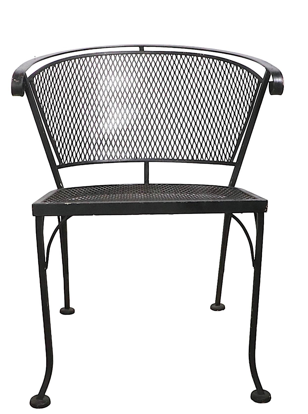 Pr Vintage Woodard Garden Patio Poolside Chairs in Wrought Iron and Metal Mesh For Sale at
