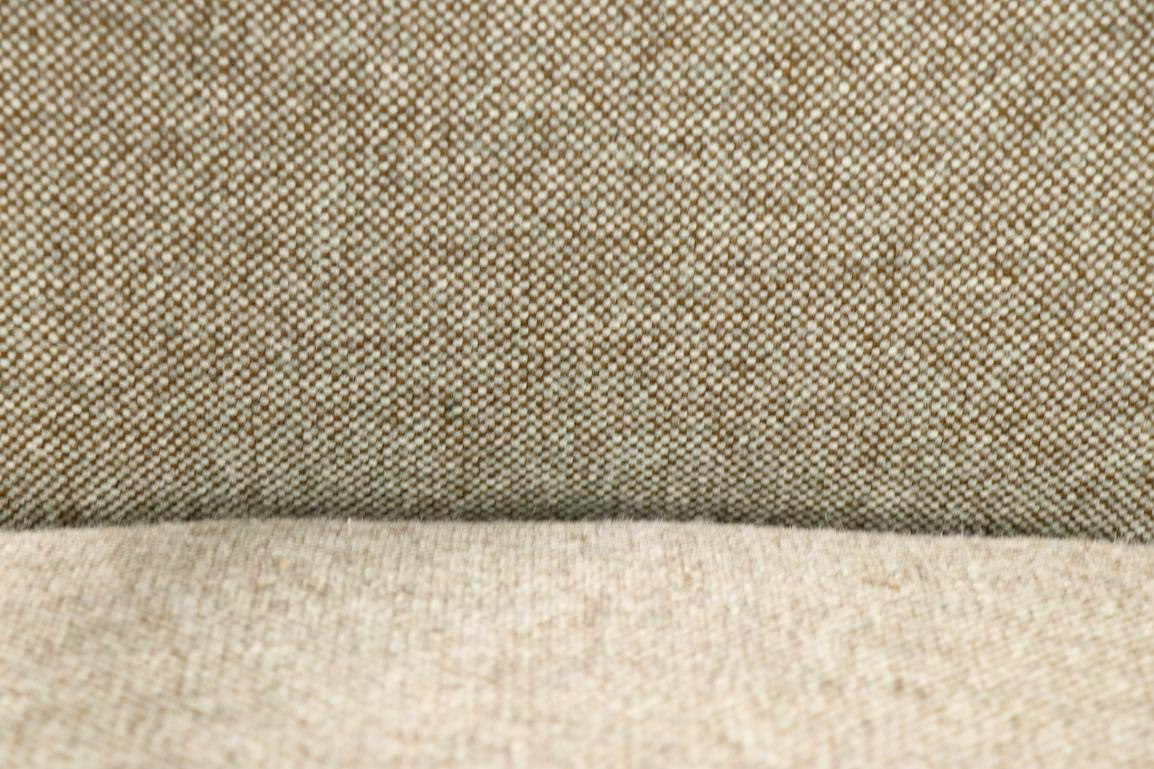 Coppia di sedie da pranzo Wormley for Dunbar con maniglie in ottone in vendita 2