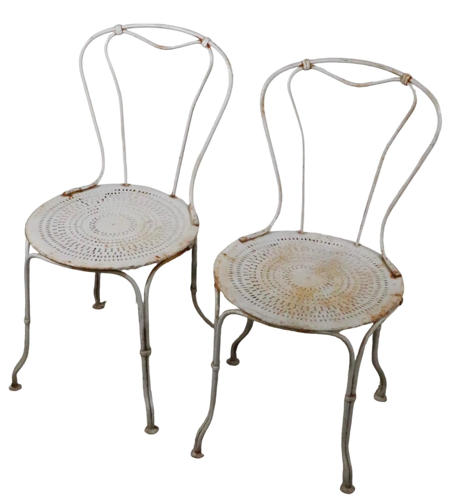 Pair. Wrought Iron French Bistro Cafe Garden Chairs In Good Condition In New York, NY