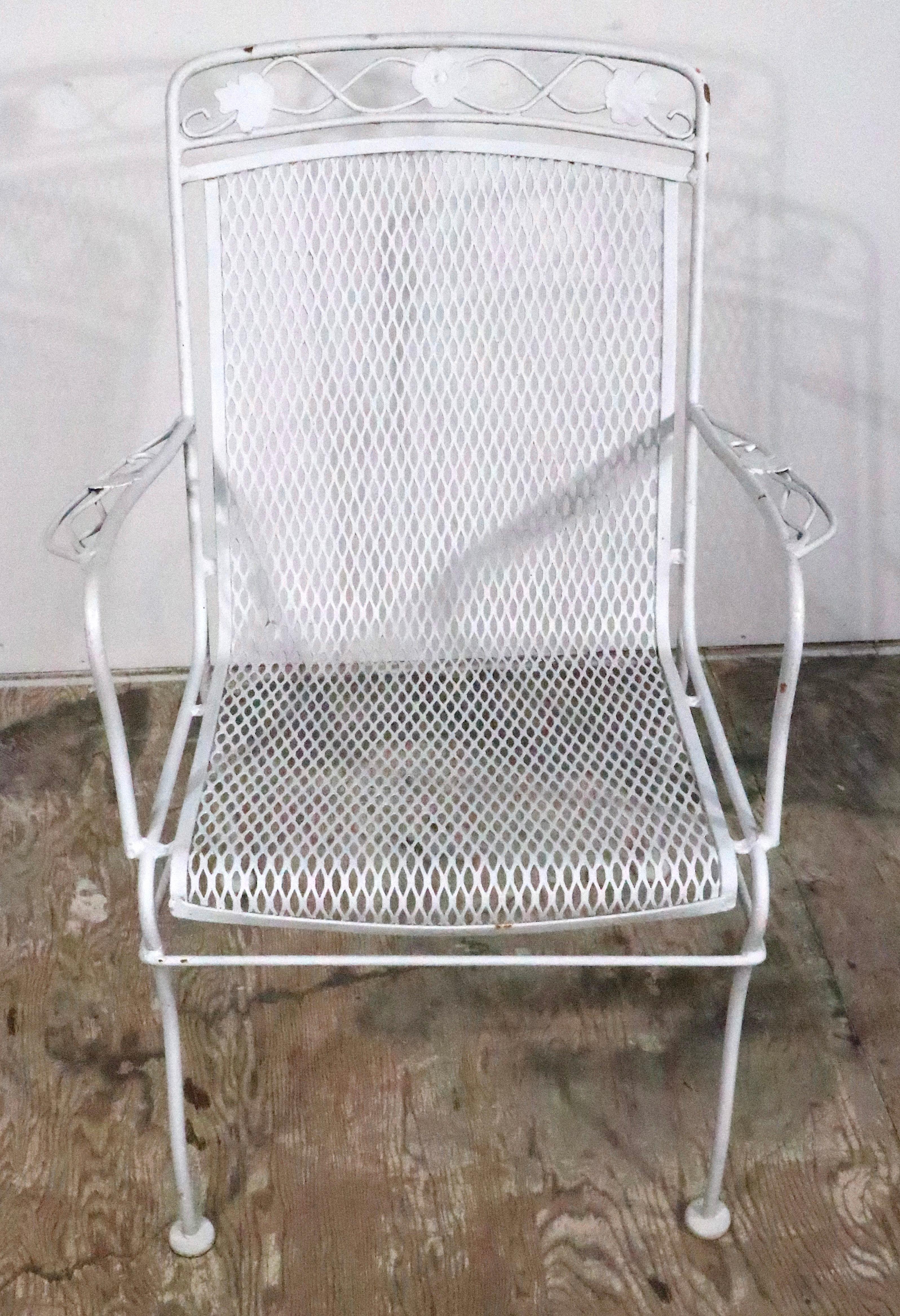 Pr. Wrought Iron Metal Mesh Garden Patio Poolside Chairs by Woodard c. 1950/70's For Sale 3