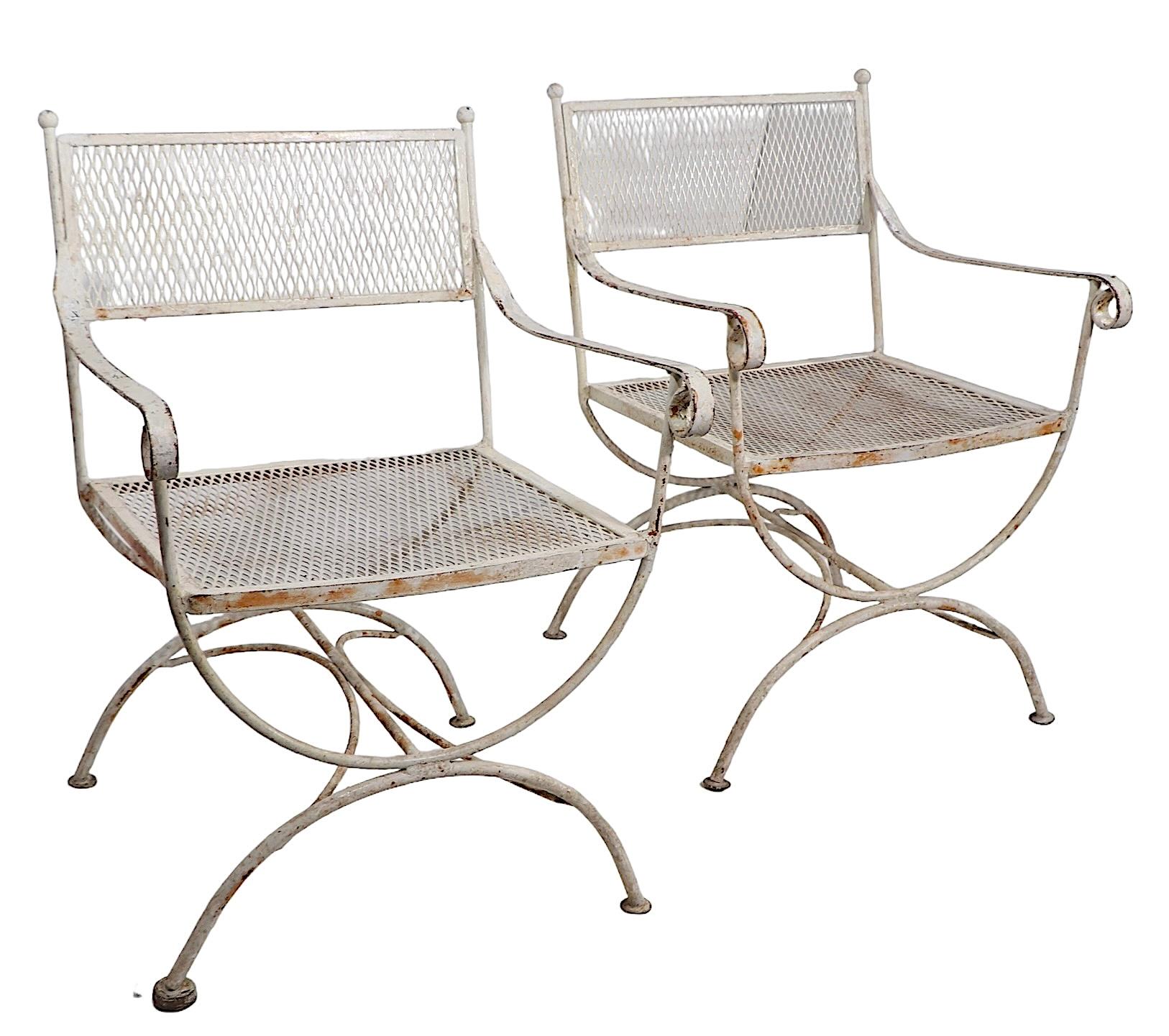 Pr.  Chaises de jardin de style Hollywood Regency néoclassiques en fer forgé en vente 5