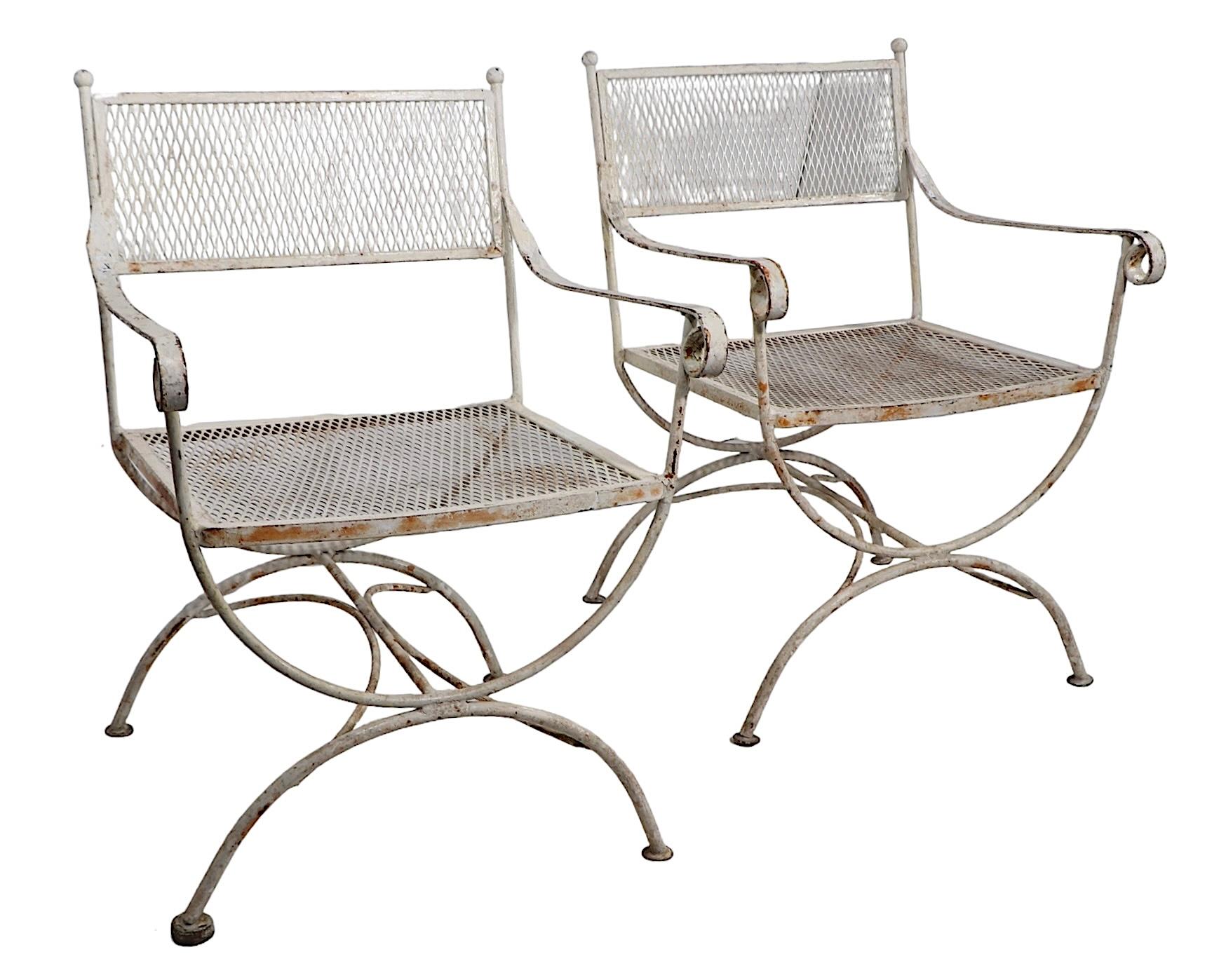 Pr.  Chaises de jardin de style Hollywood Regency néoclassiques en fer forgé en vente 6