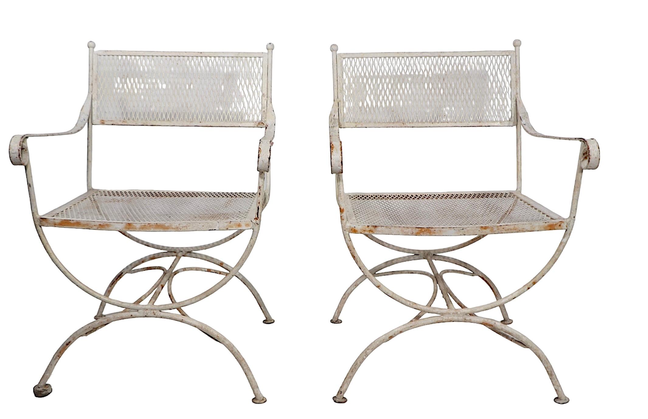 Pr.  Chaises de jardin de style Hollywood Regency néoclassiques en fer forgé en vente 7