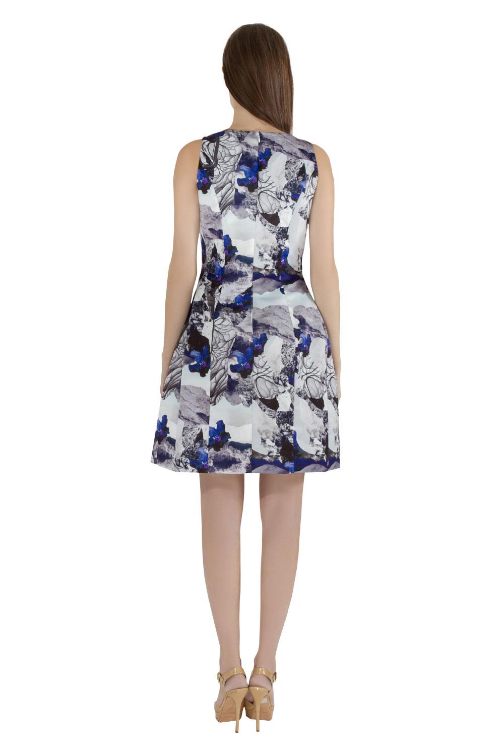 Launched as a part of the Spring 2012 collection, this Prabal Gurung flare dress is an ideal purchase. The creation features purple Rorschach floral print and zipper at the back. It will fit you perfectly. Try matching heels or flats to create a