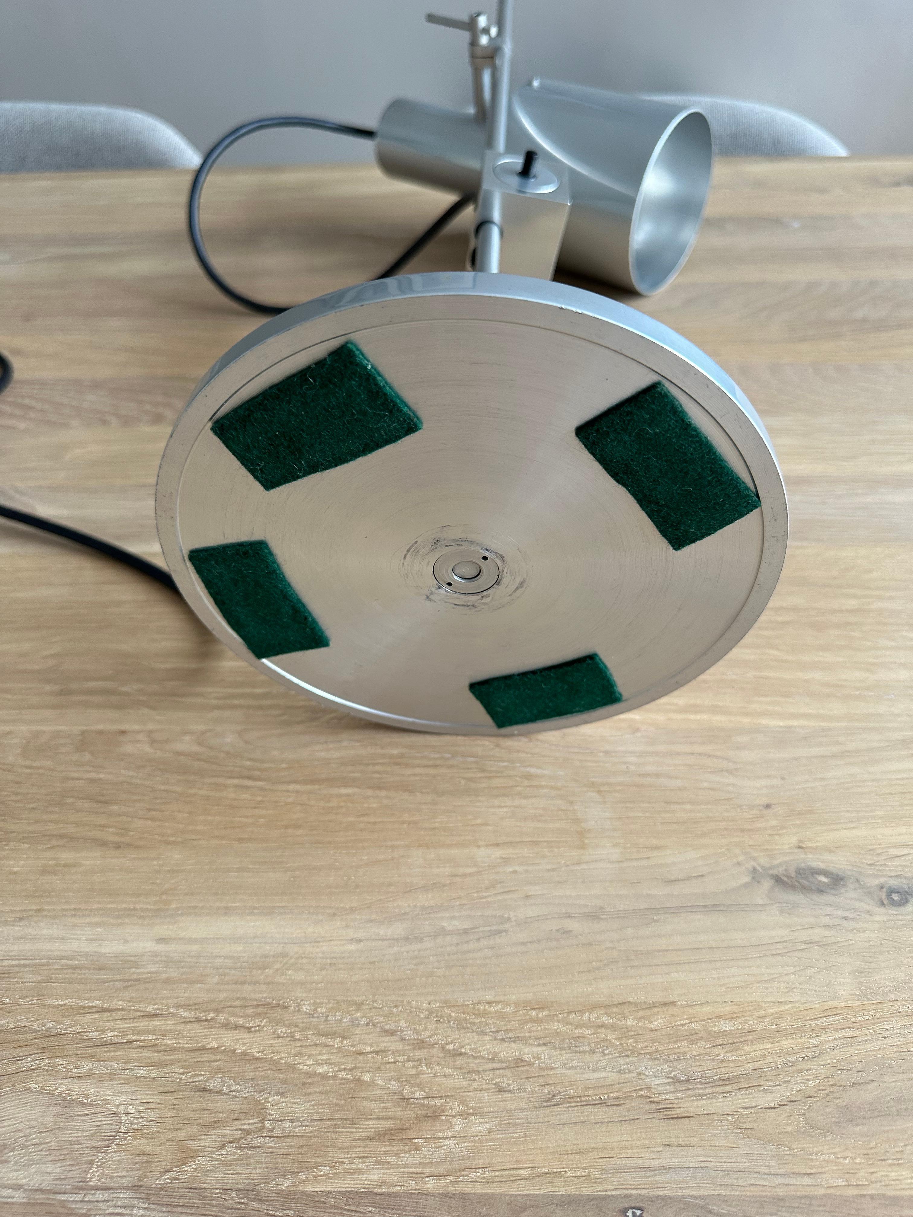 Practical and Aesthetically Pleasing Peter Nelson Table or Desk Lamp, 1960s For Sale 9