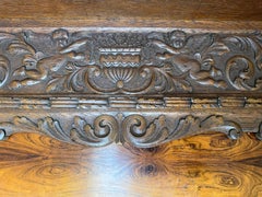 Support d'étagère murale en chêne sculpté de qualité Renaissance pratique et ancienne