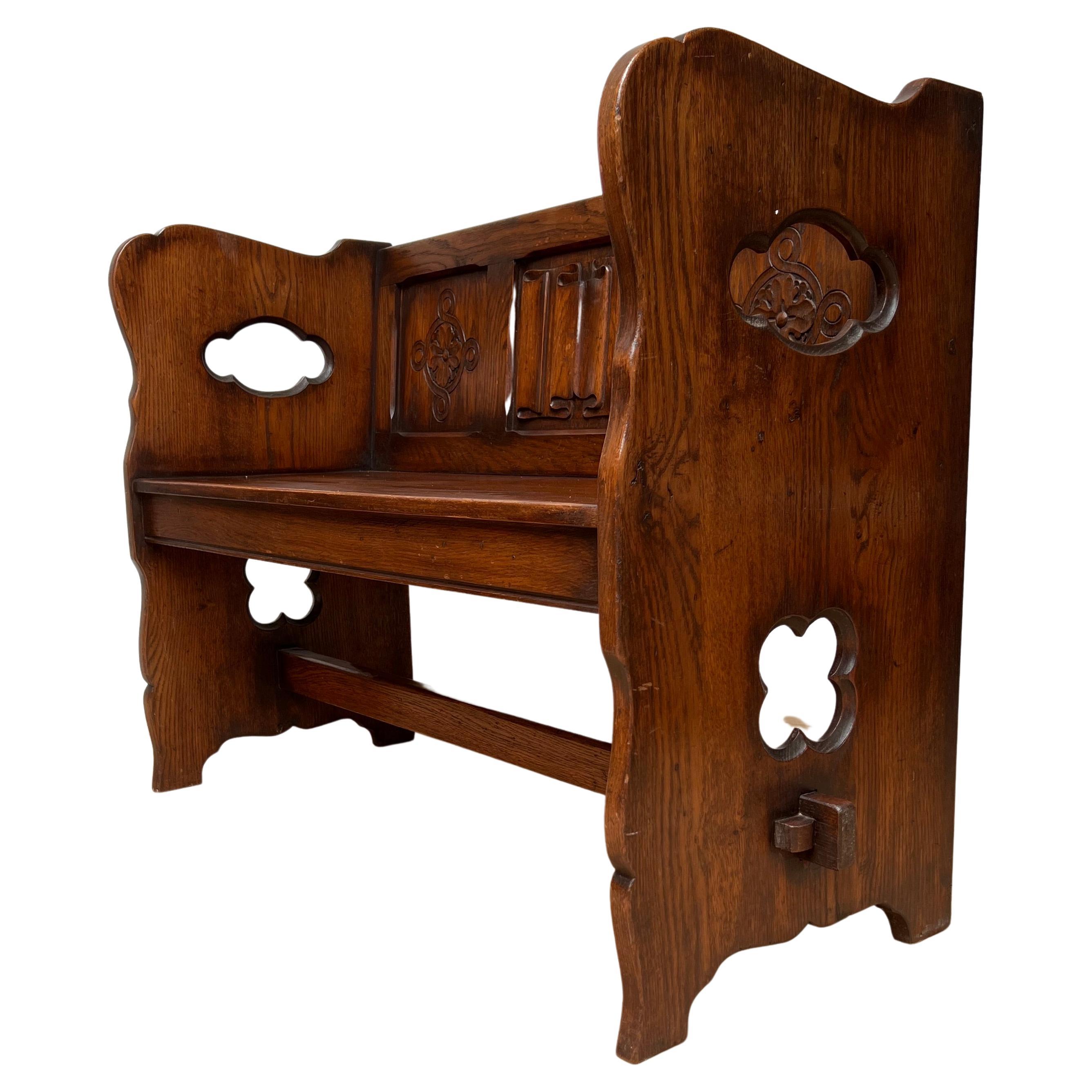 Practical Early 20th Century Gothic Revival Oak Hall Bench with Amazing Patina For Sale