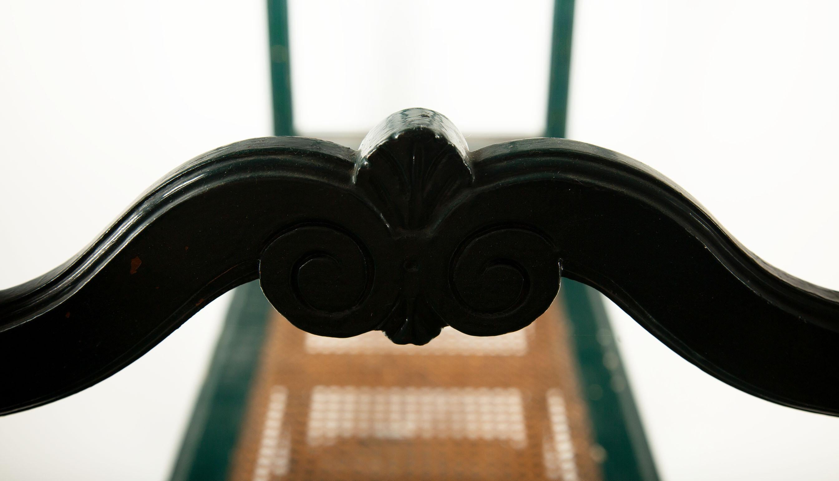 Practical Elegance: 19th Century Hall Stand (Jette Habits) For Sale 3