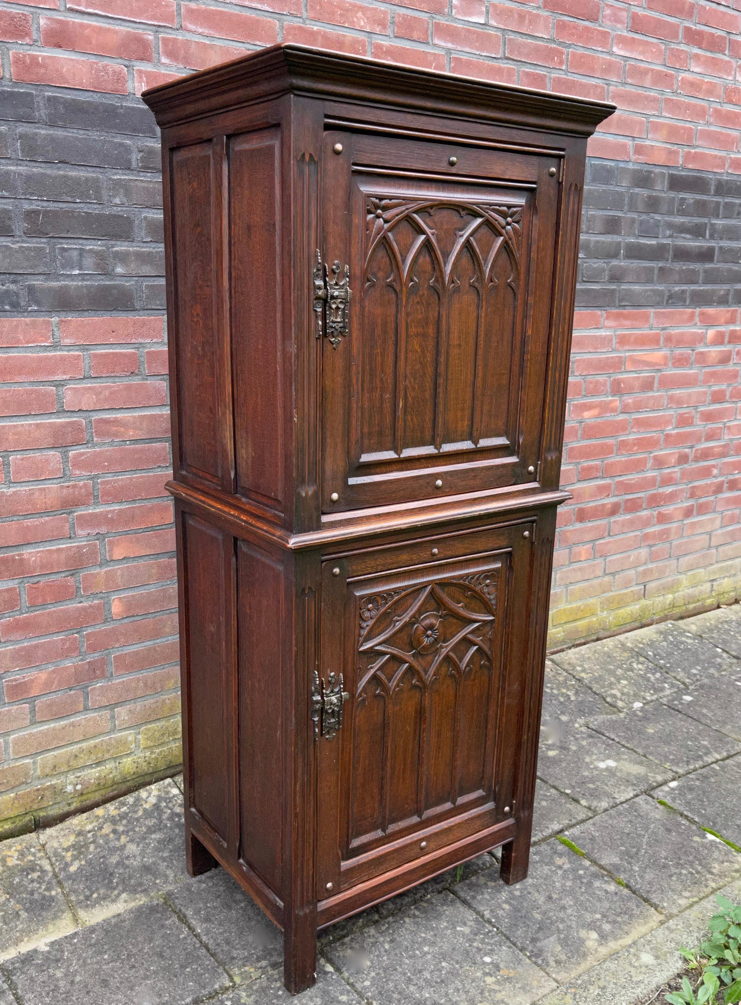 Practical Gothic Revival Carved Two Door Dry Bar Cabinet / Bookcase w. Iron Lock For Sale 7