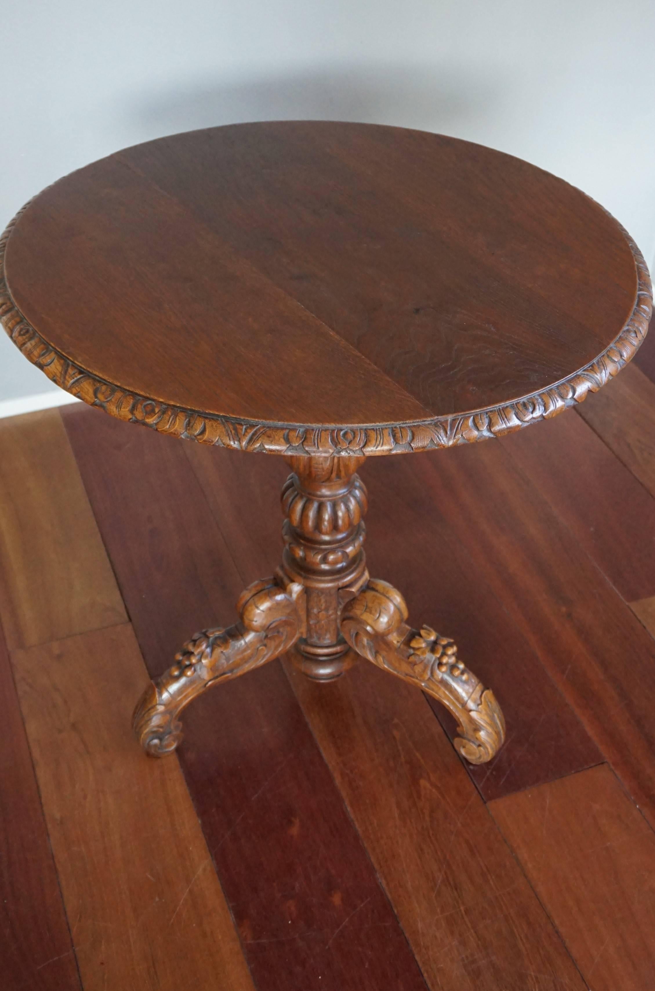 Stunning 19th Century Hand Crafted and Hand Carved, Solid Oak Tilt-Top Table For Sale 11
