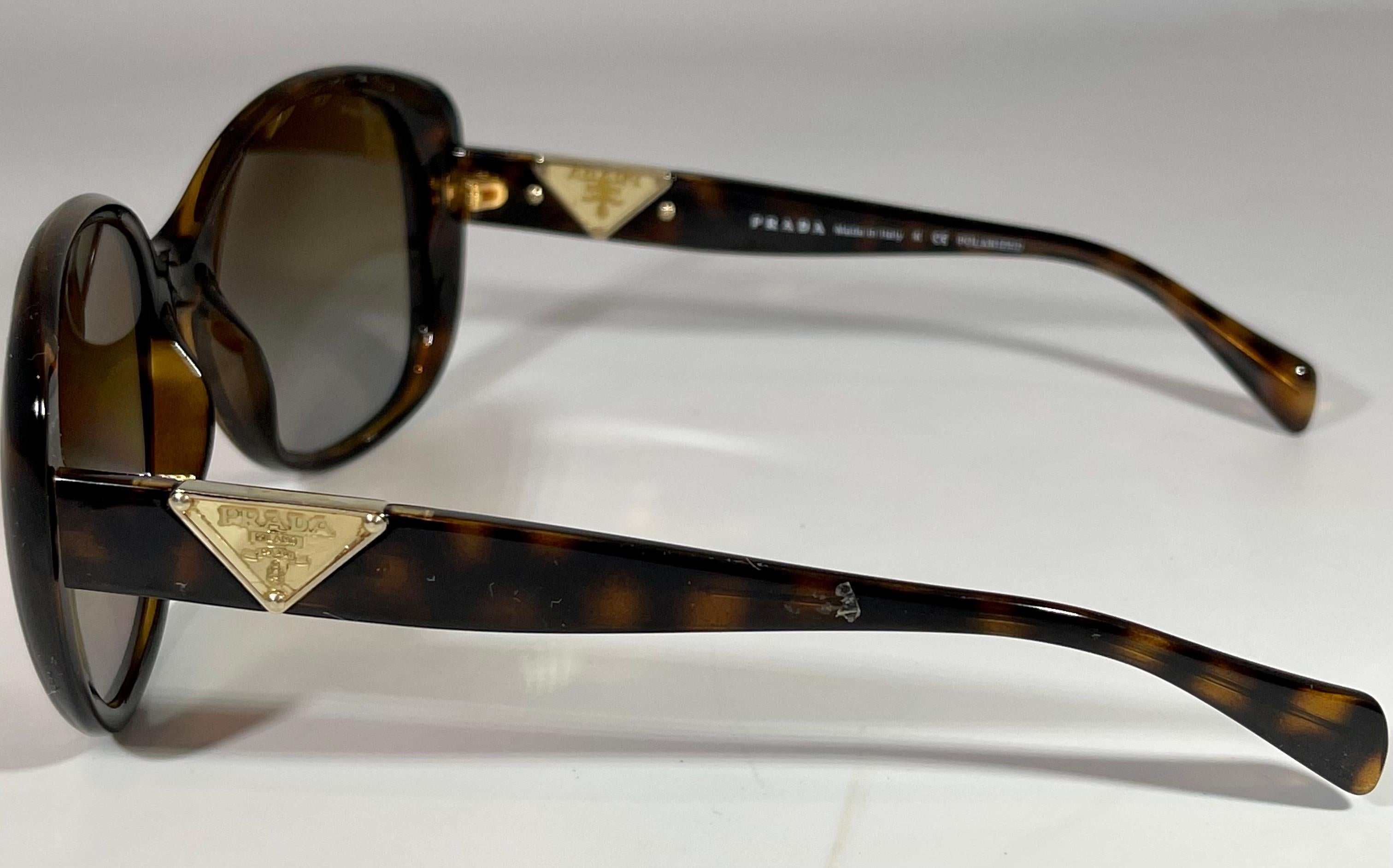 Prada  150  57 16 2AU-6E1 135 3P  Brown Women Sunglasses, Preloved,  Excellent In Excellent Condition In New York, NY