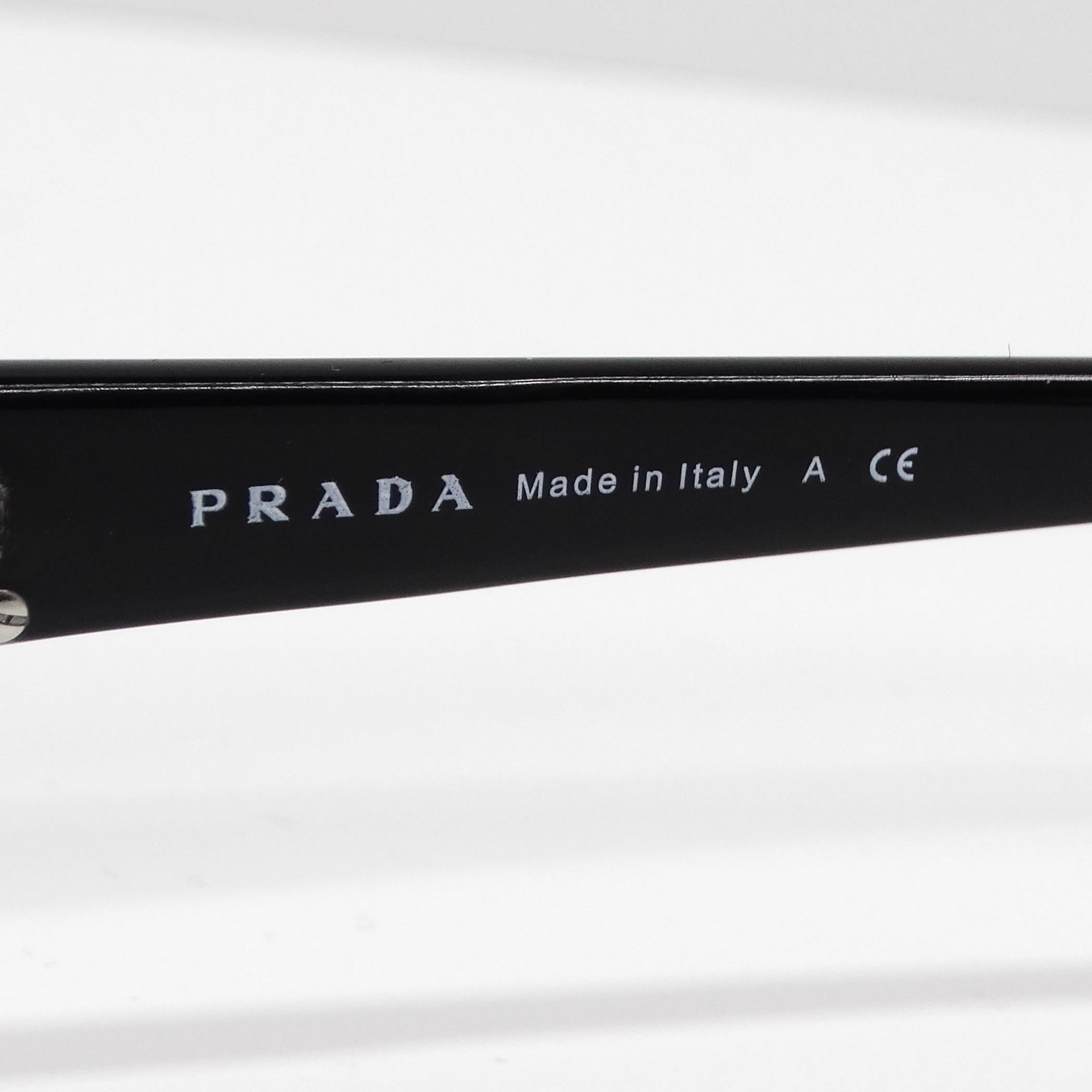 Prada 1990s Black Rectangular Frame Sunglasses For Sale 3