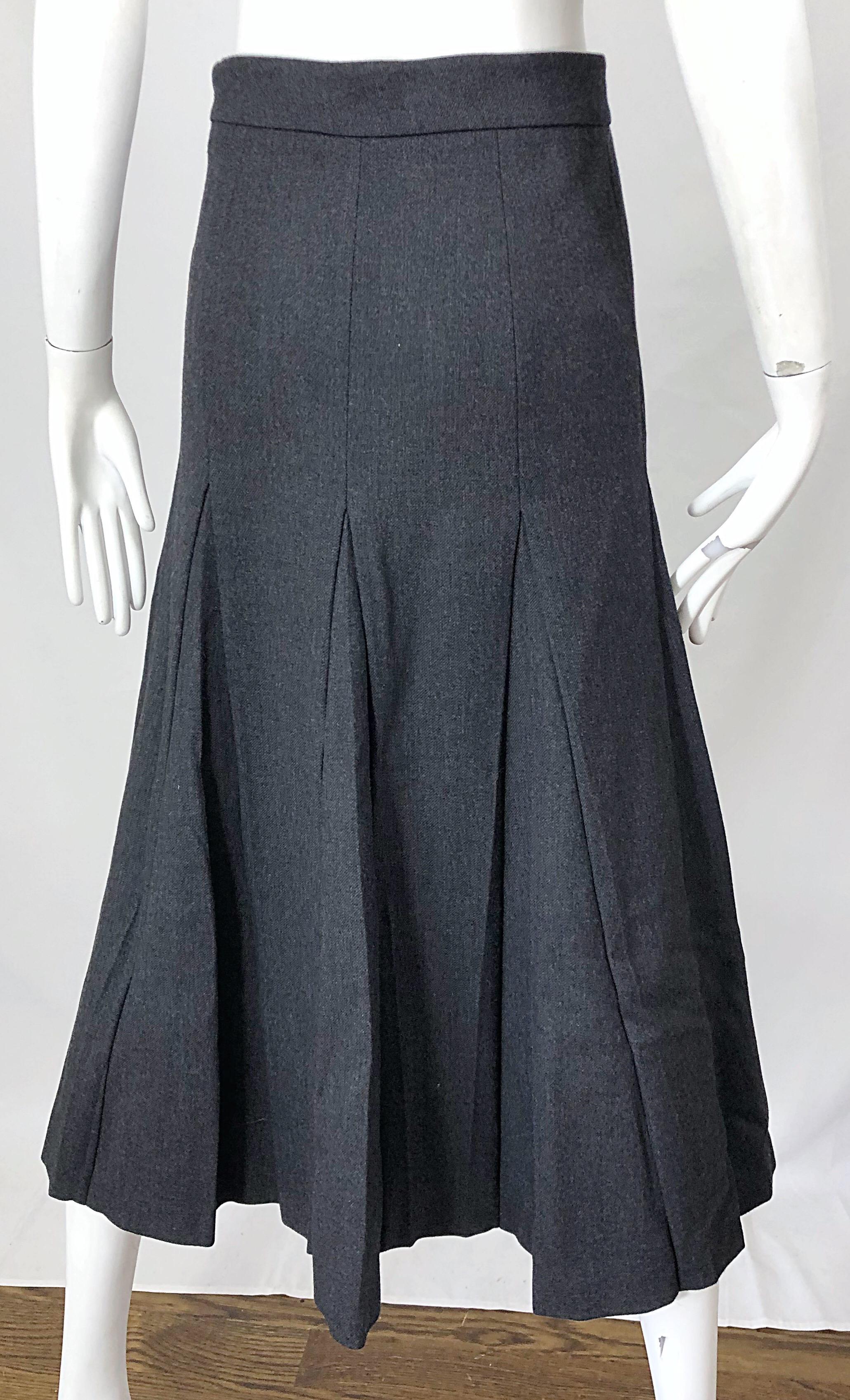 Prada 1990s Grey Wool Size 4 / 6 Pleated Trumpet Vintage 90s Midi Skirt 4