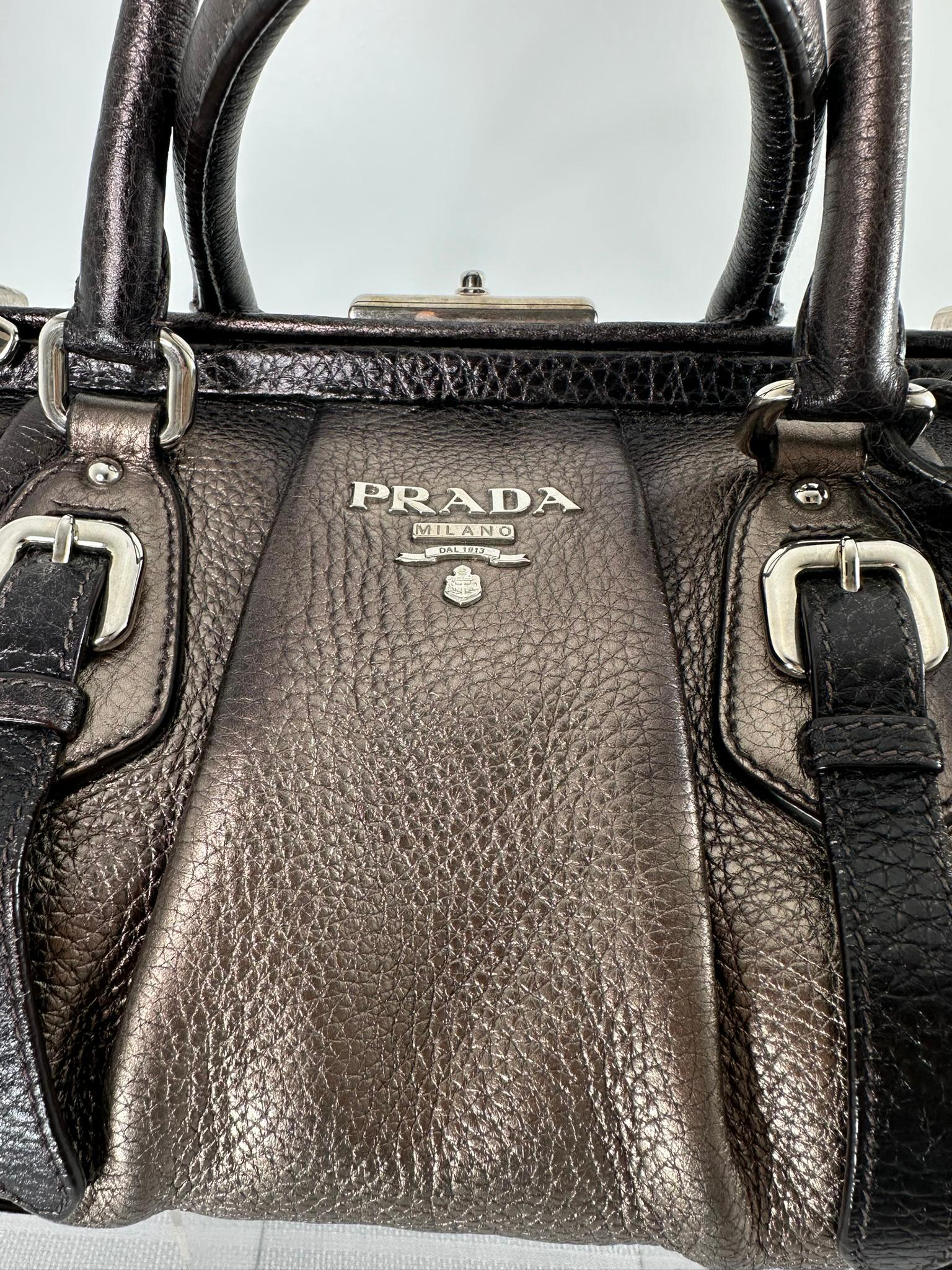 Nero Prada 2000 VITELLO DAINO ANTIK FRAME Doctors BAG Argento Marrone Pelle Metallizzata in vendita