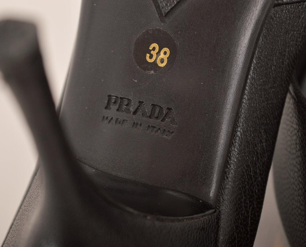PRADA 2000's BLACK LEATHER MULES KITTEN HEELS 3