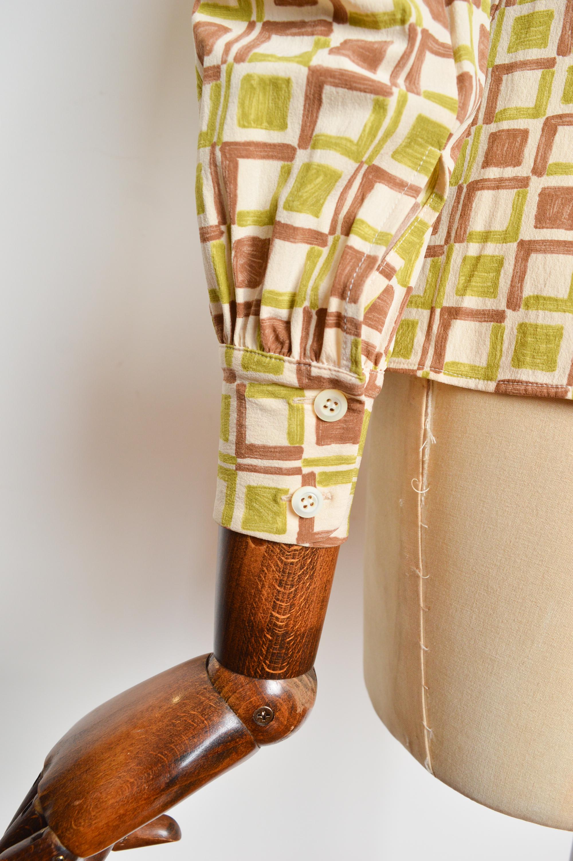 Prada 2002 Ugly Chic Lime Green Brown Geometric Pattern Long Sleeve Fitted Shirt en venta 5
