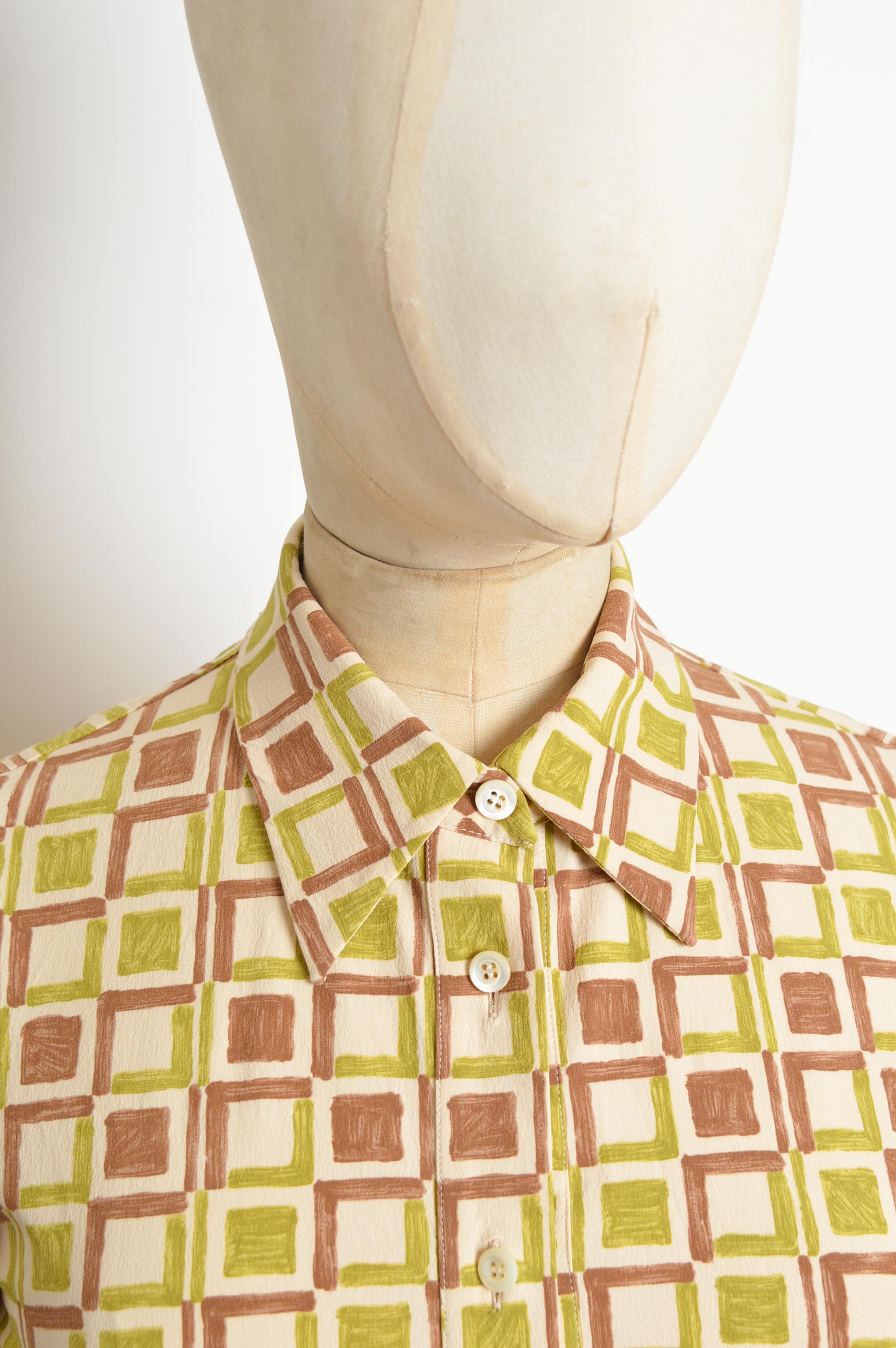 Prada 2002 Ugly Chic Lime Green Brown Geometric Pattern Long Sleeve Fitted Shirt Beige en venta