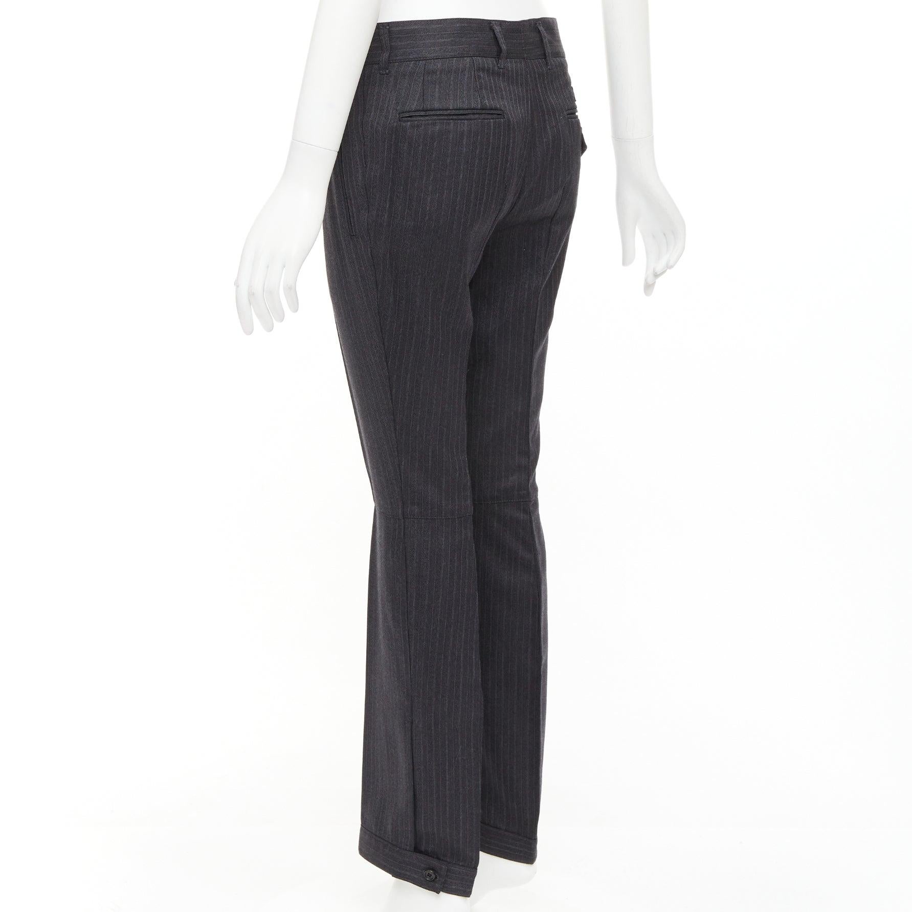 PRADA 2006 100% Wollgraue Nadelstreifen-Plissee-Hose mit Kapuze IT38 XS im Angebot 1