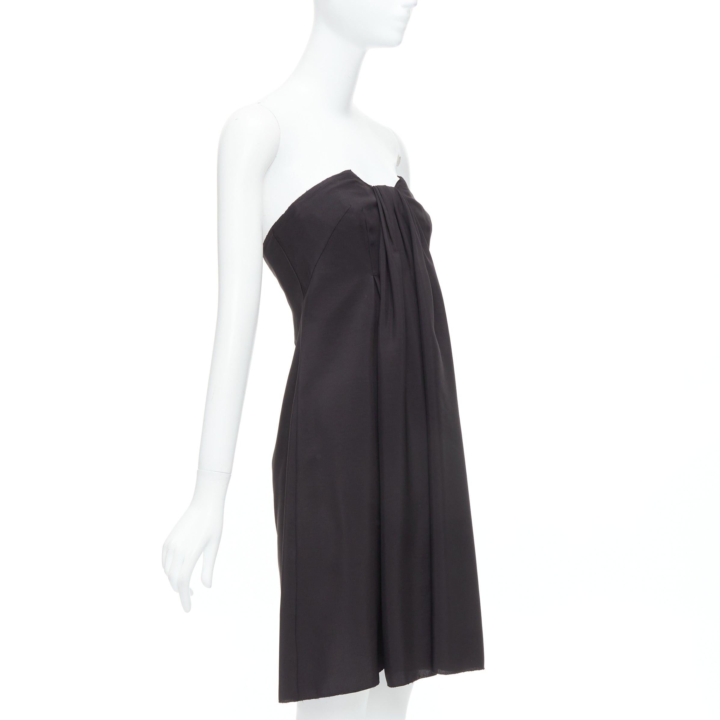 Noir PRADA 2006 - Robe bustier corsetée noire à plis sur le devant IT38 XS en vente