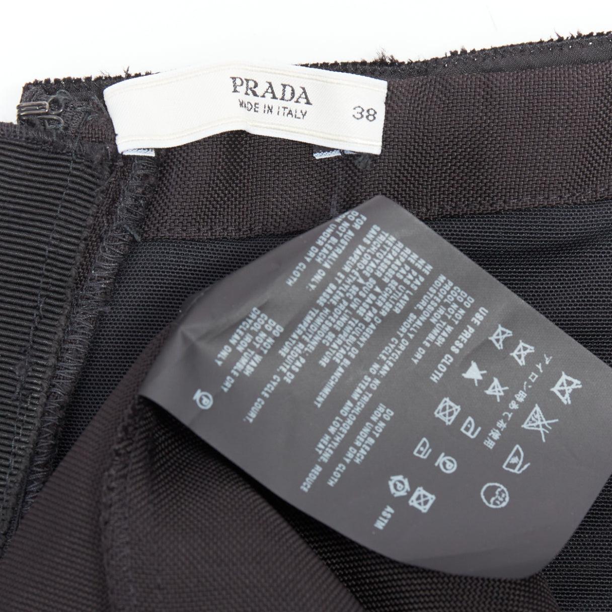 PRADA 2006 - Robe bustier corsetée noire à plis sur le devant IT38 XS en vente 3