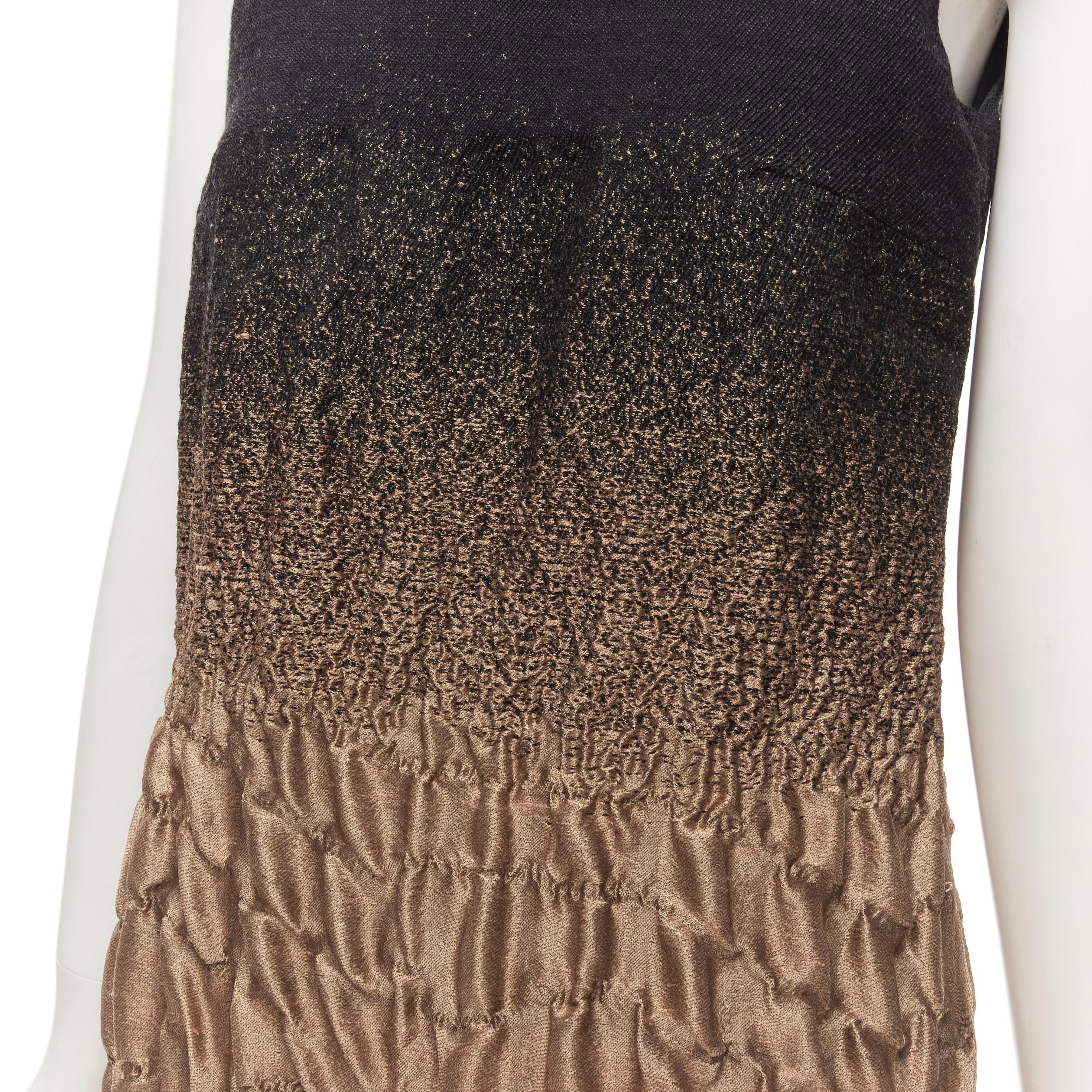 PRADA 2007 Runway wool silk black copper ombre crinkled knee length dress IT40 S
Reference: TGAS/C01933
Brand: Prada
Designer: Miuccia Prada
Collection: FW 2007 - Runway
Material: Wool, Silk
Color: Brown, Black
Pattern: Solid
Closure: Zip
Lining: