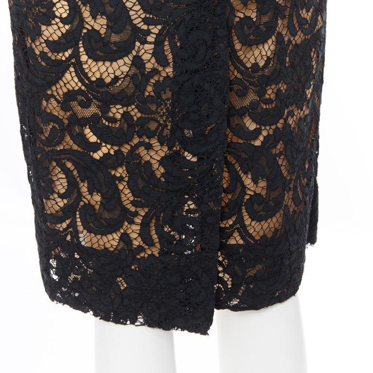 PRADA 2008 iconic black floral lace nude lined knee length pencil skirt  IT38 XS