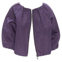PRADA 2008 lila geometrischer Cloque Jacquard Nylon Reißverschluss Kokon Bubble Jacke IT44