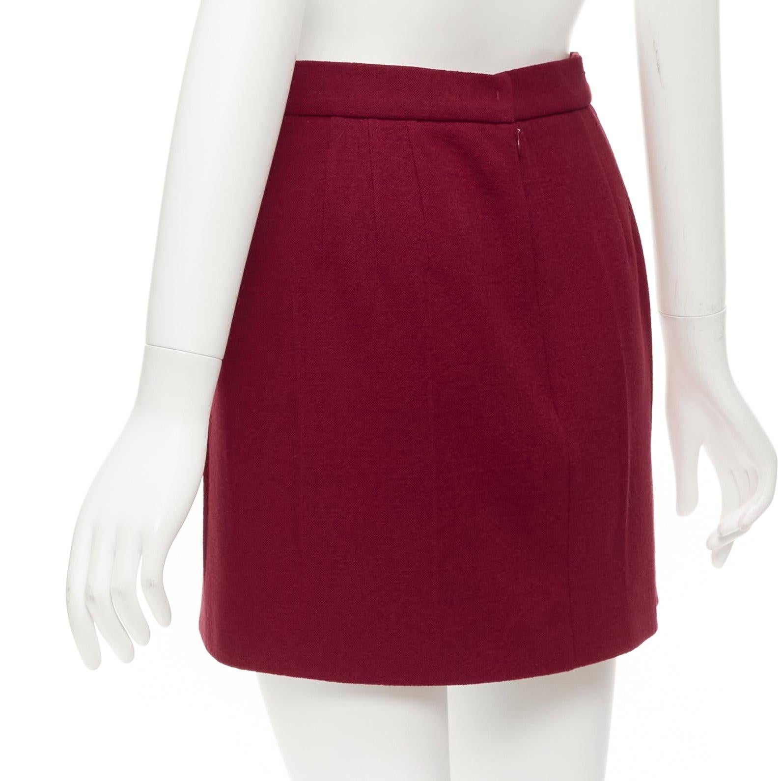 PRADA 2009 crimson red virgin wool blend crinkle effect crepe mini skirt IT42 M For Sale 2
