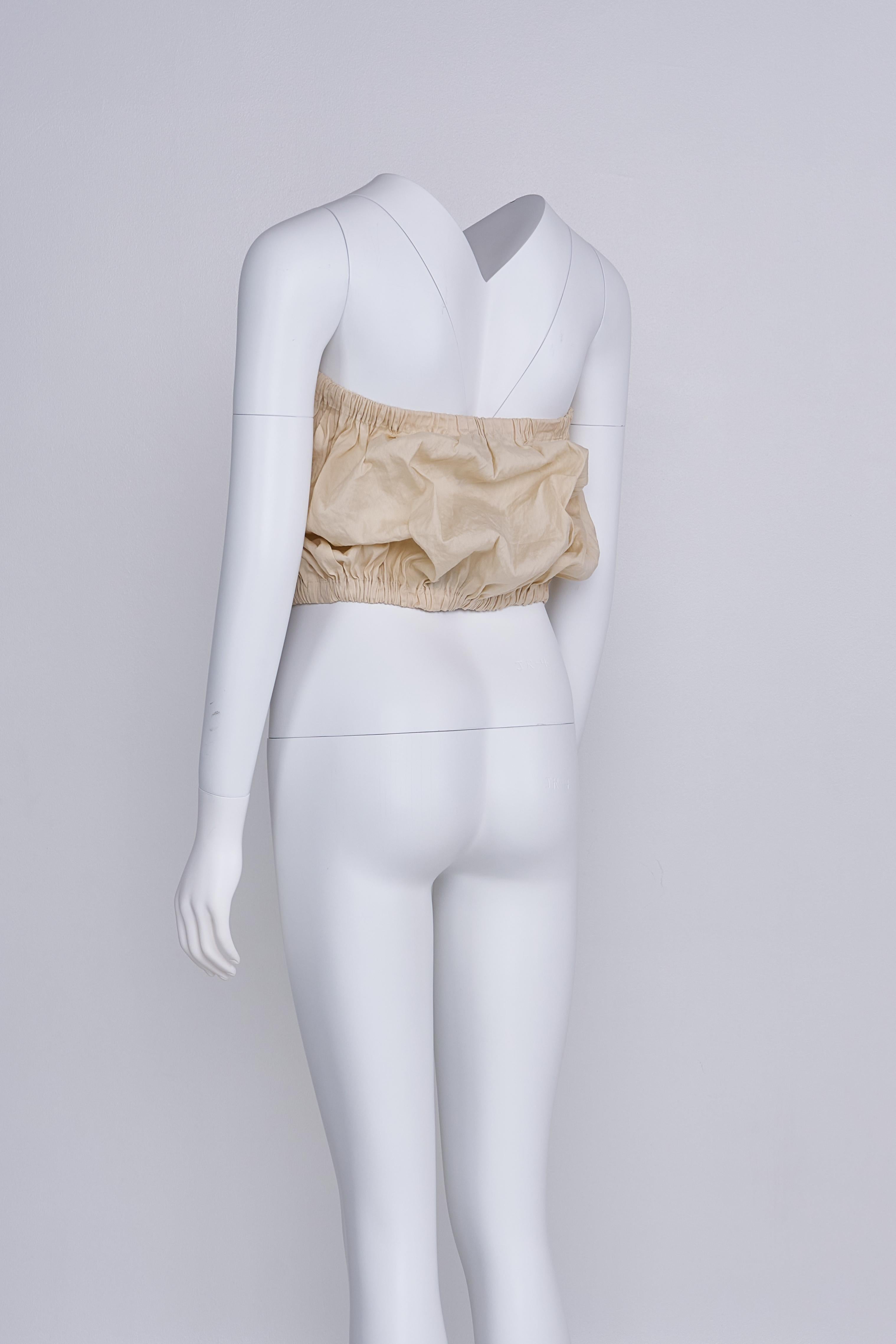 Prada 2009 Spring/Summer Beige Bow-Front Tube Top In Excellent Condition For Sale In Hong Kong, HK