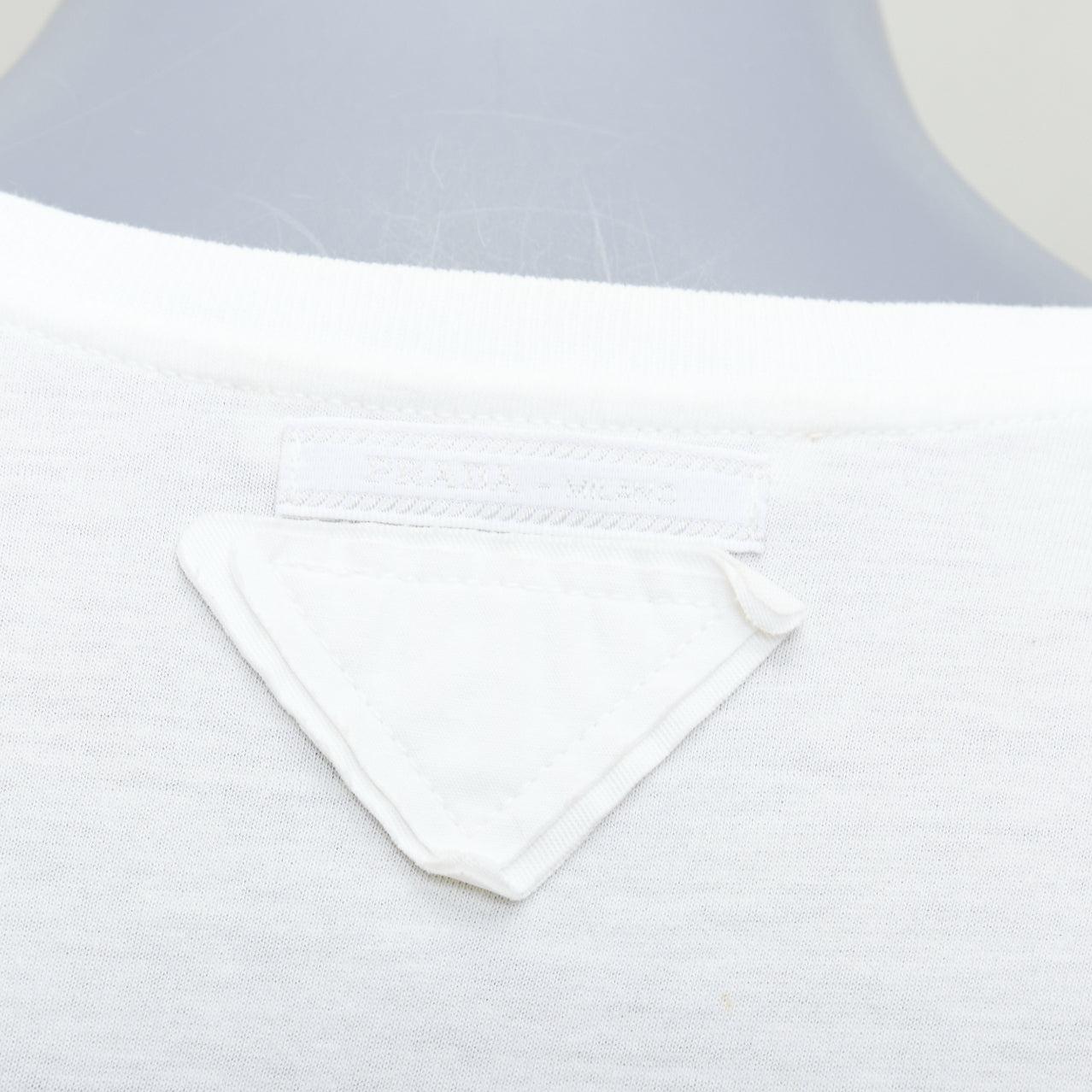 PRADA 2010 blue black runway model applique cream cotton tshirt S For Sale 2