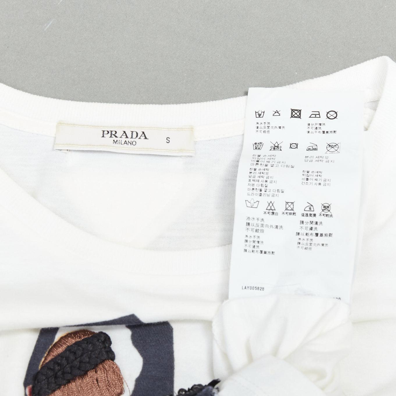 PRADA 2010 blue black runway model applique cream cotton tshirt S For Sale 3
