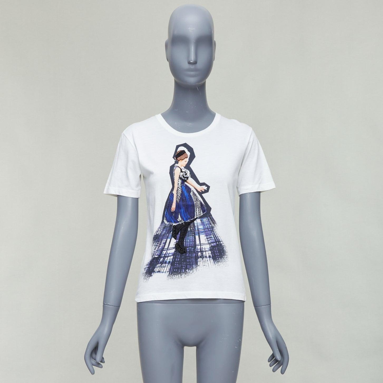 PRADA 2010 blue black runway model applique cream cotton tshirt S For Sale 4