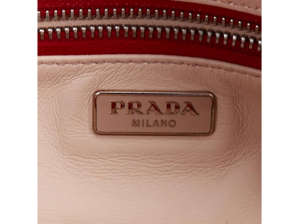 PRADA 2011 Runway Saffiano Buckle Camera red leather silver buckle crossbody bag in vendita 5